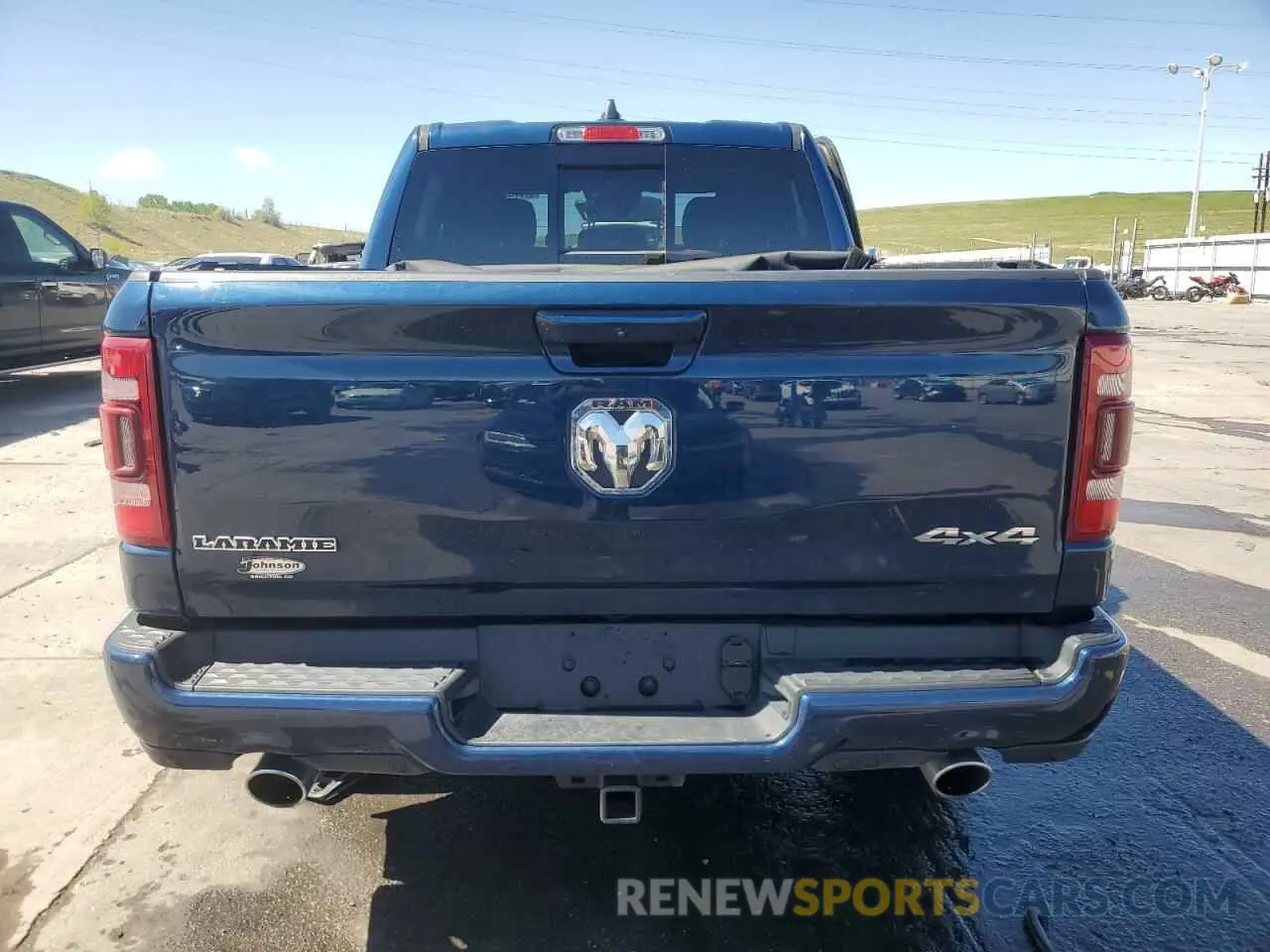 6 Photograph of a damaged car 1C6SRFJT7PN639488 RAM 1500 2023