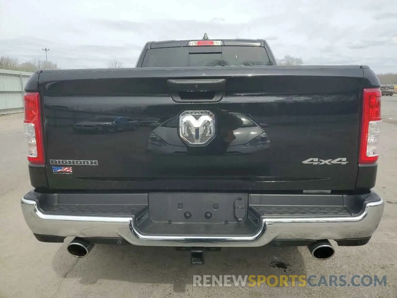 6 Photograph of a damaged car 1C6SRFMT9PN587454 RAM 1500 2023