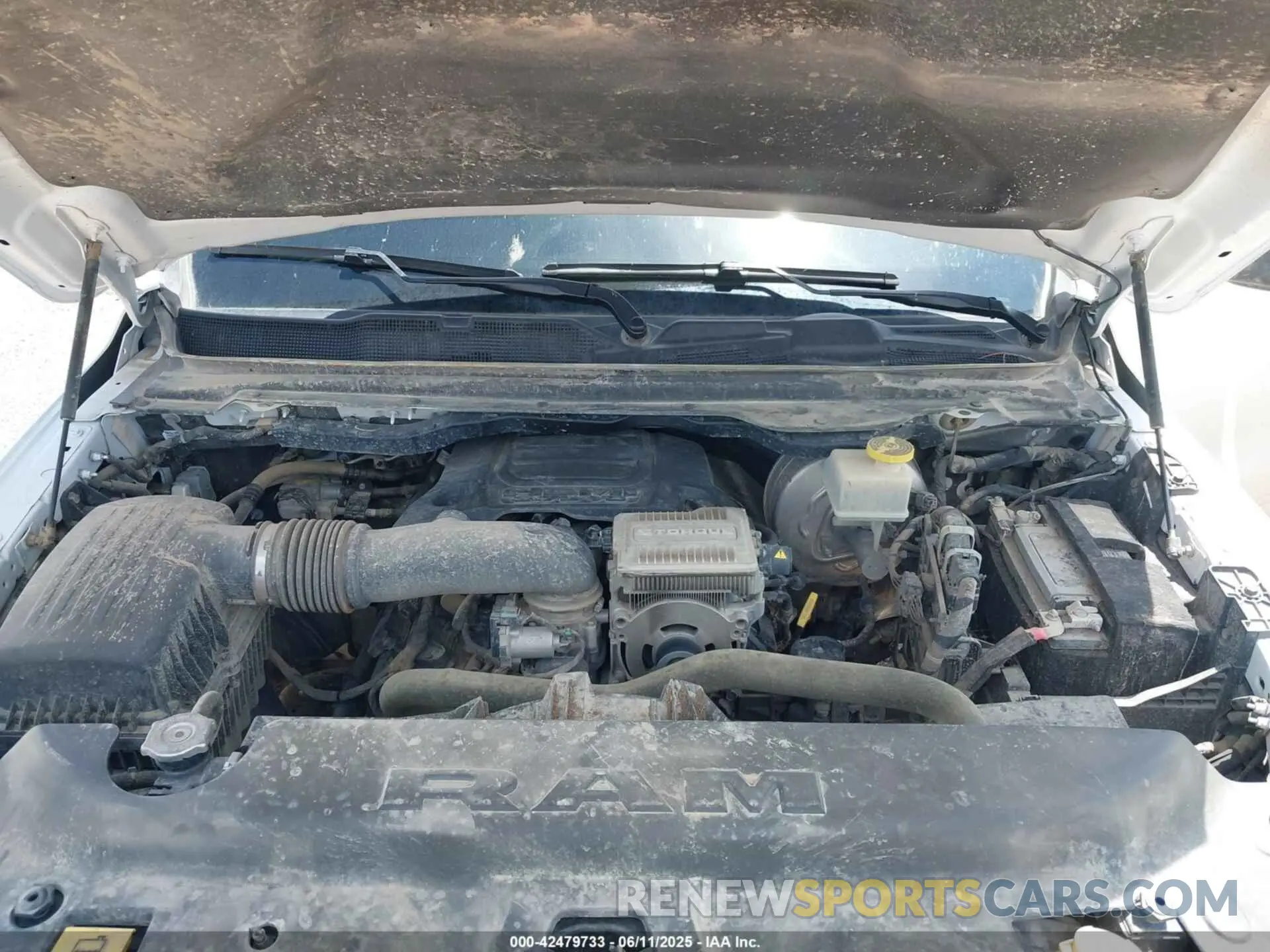 10 Photograph of a damaged car 1C6SRFNT7PN593705 RAM 1500 2023