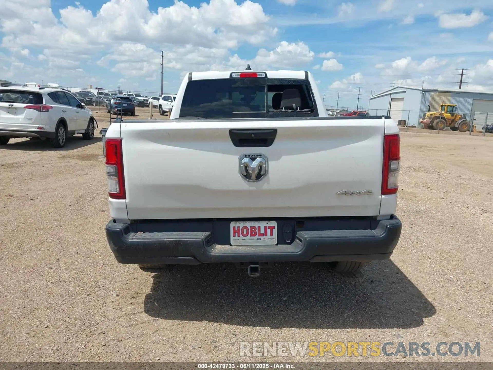 17 Photograph of a damaged car 1C6SRFNT7PN593705 RAM 1500 2023