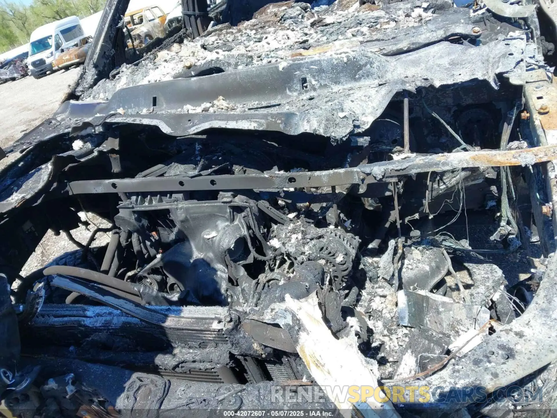 10 Photograph of a damaged car 1C6SRFU92PN500787 RAM 1500 2023