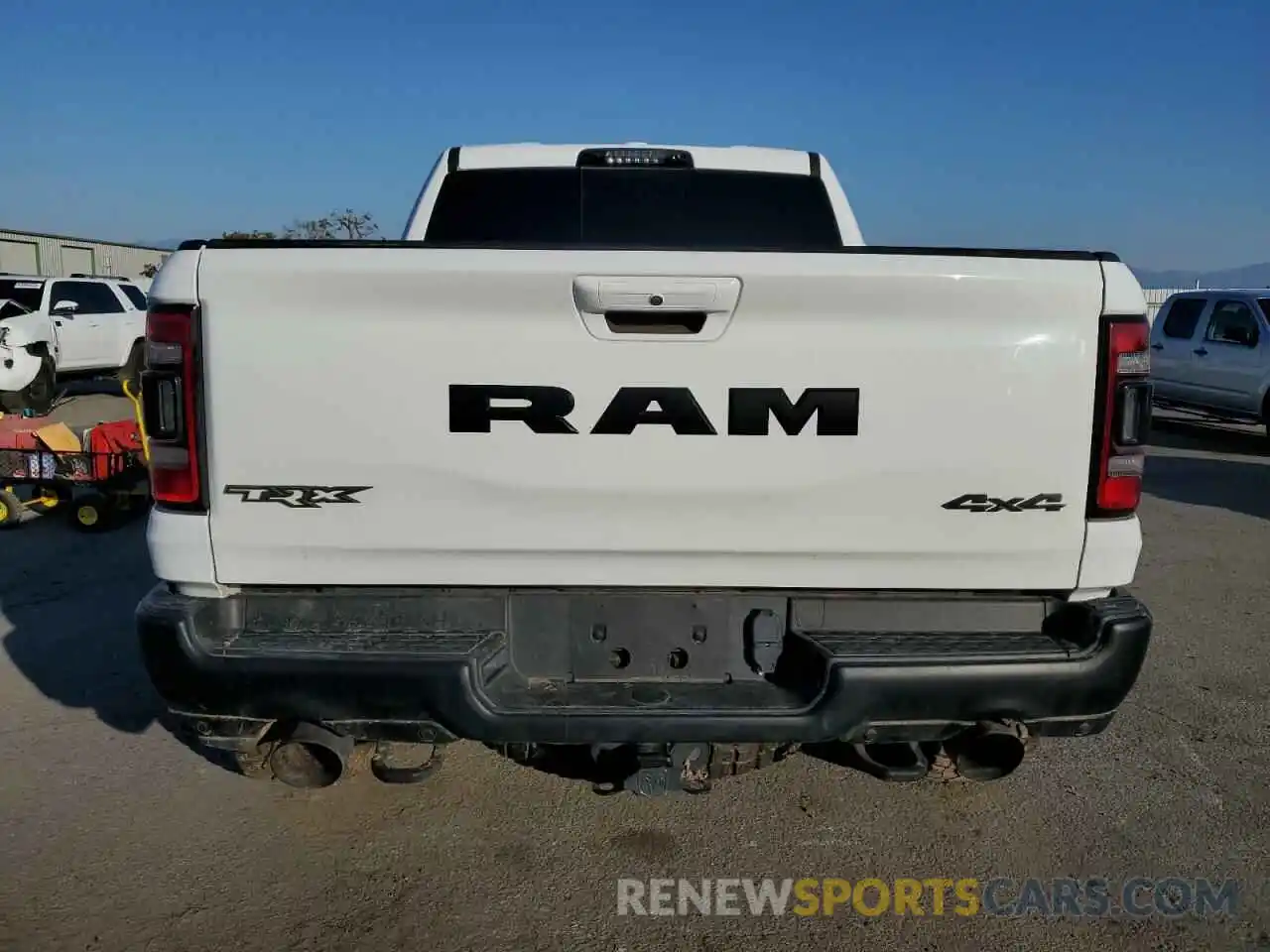 6 Photograph of a damaged car 1C6SRFU96PN503305 RAM 1500 2023