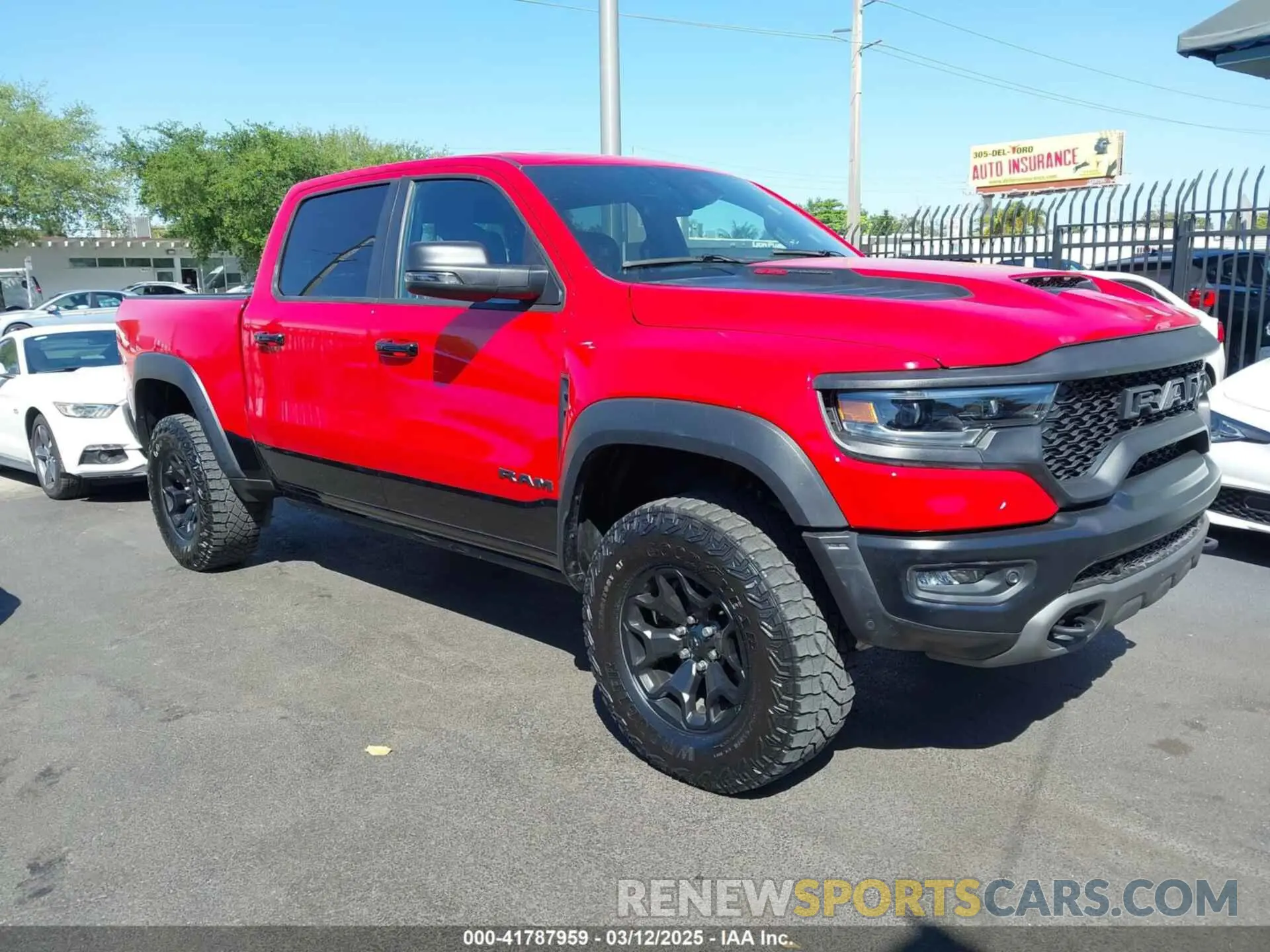 1 Photograph of a damaged car 1C6SRFU9XPN573518 RAM 1500 2023