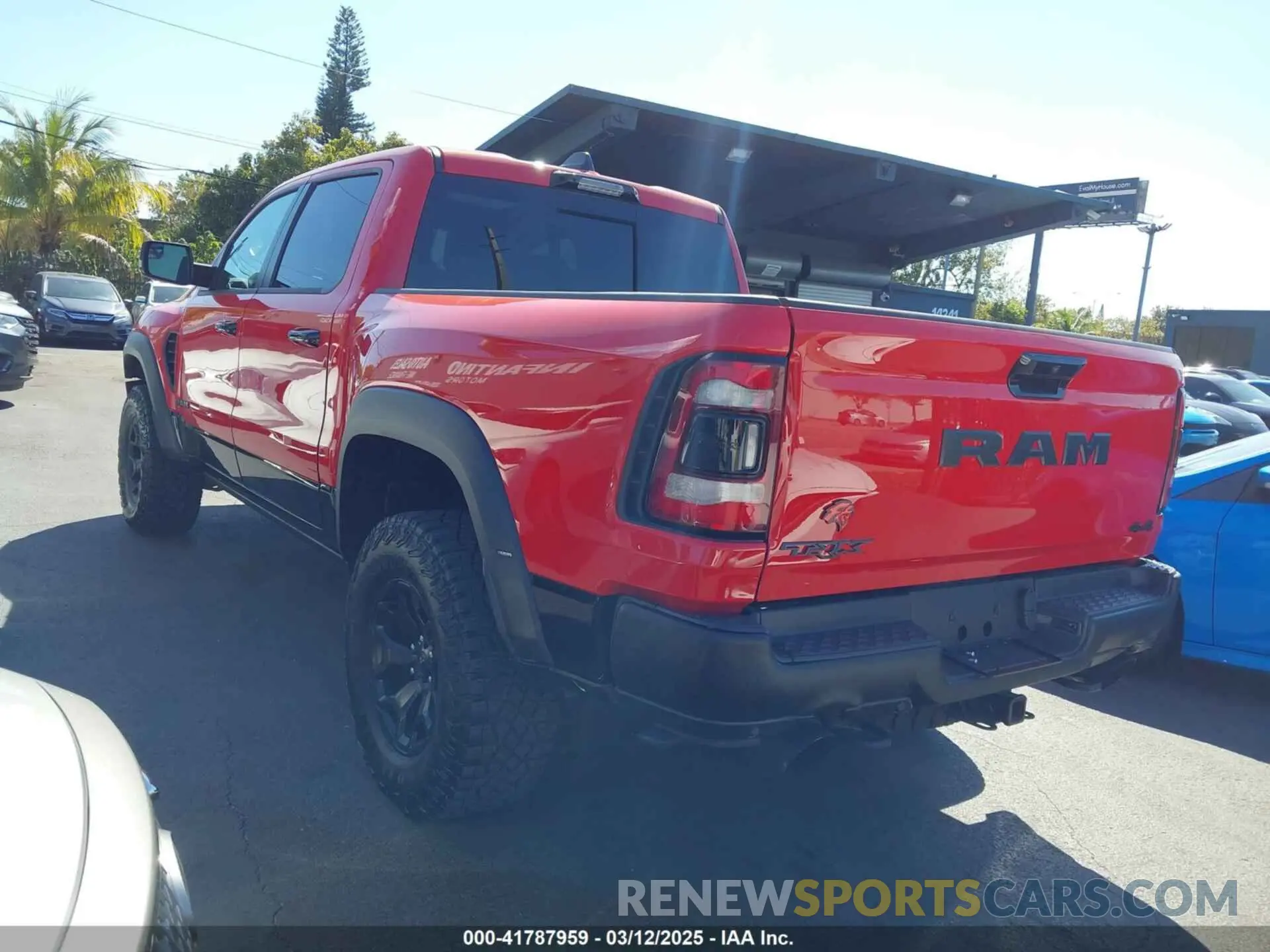 3 Photograph of a damaged car 1C6SRFU9XPN573518 RAM 1500 2023