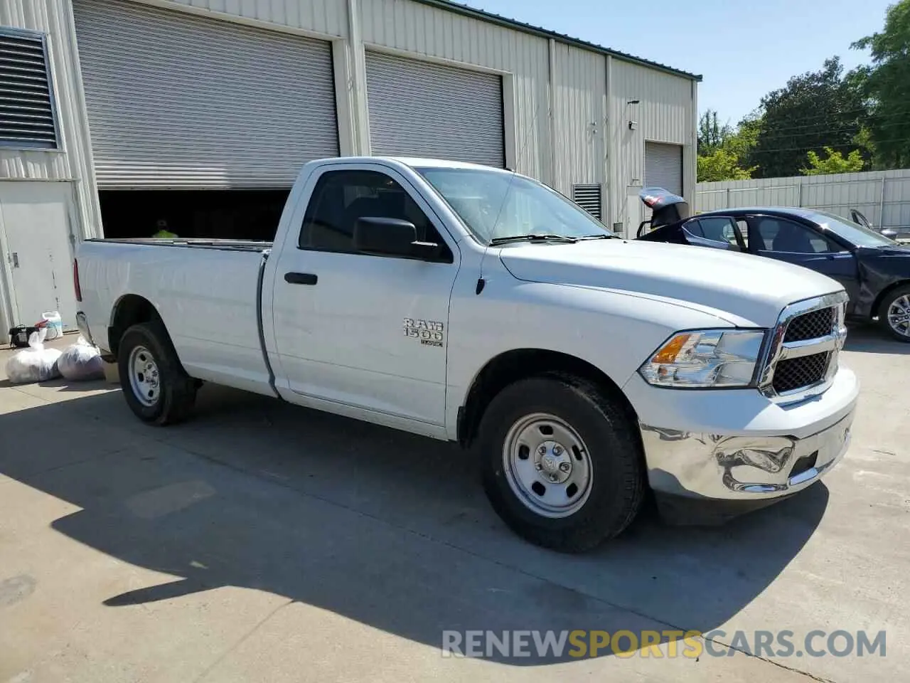 4 Photograph of a damaged car 3C6JR6DG0PG665031 RAM 1500 2023