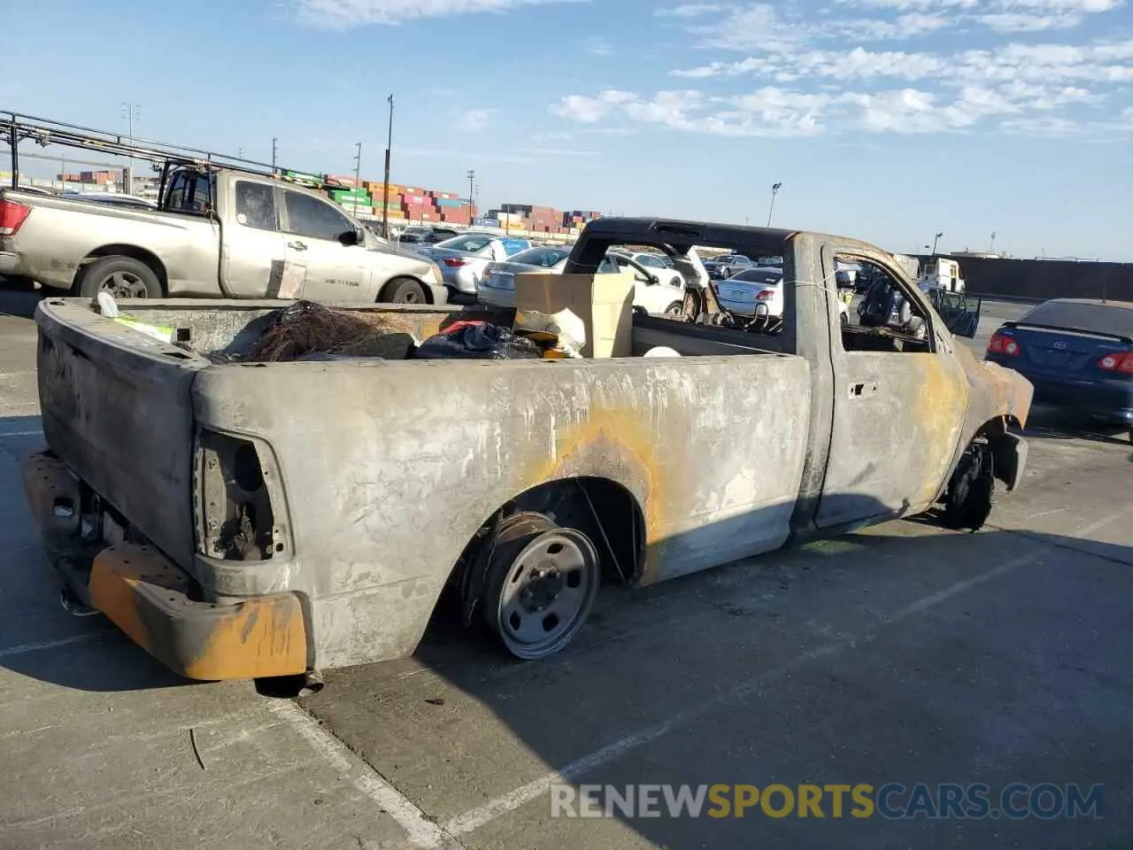 3 Photograph of a damaged car 3C6JR6DTXPG542964 RAM 1500 2023