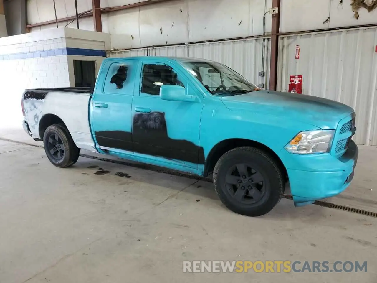4 Photograph of a damaged car 1C6RR6GG3RS123545 RAM 1500 2024