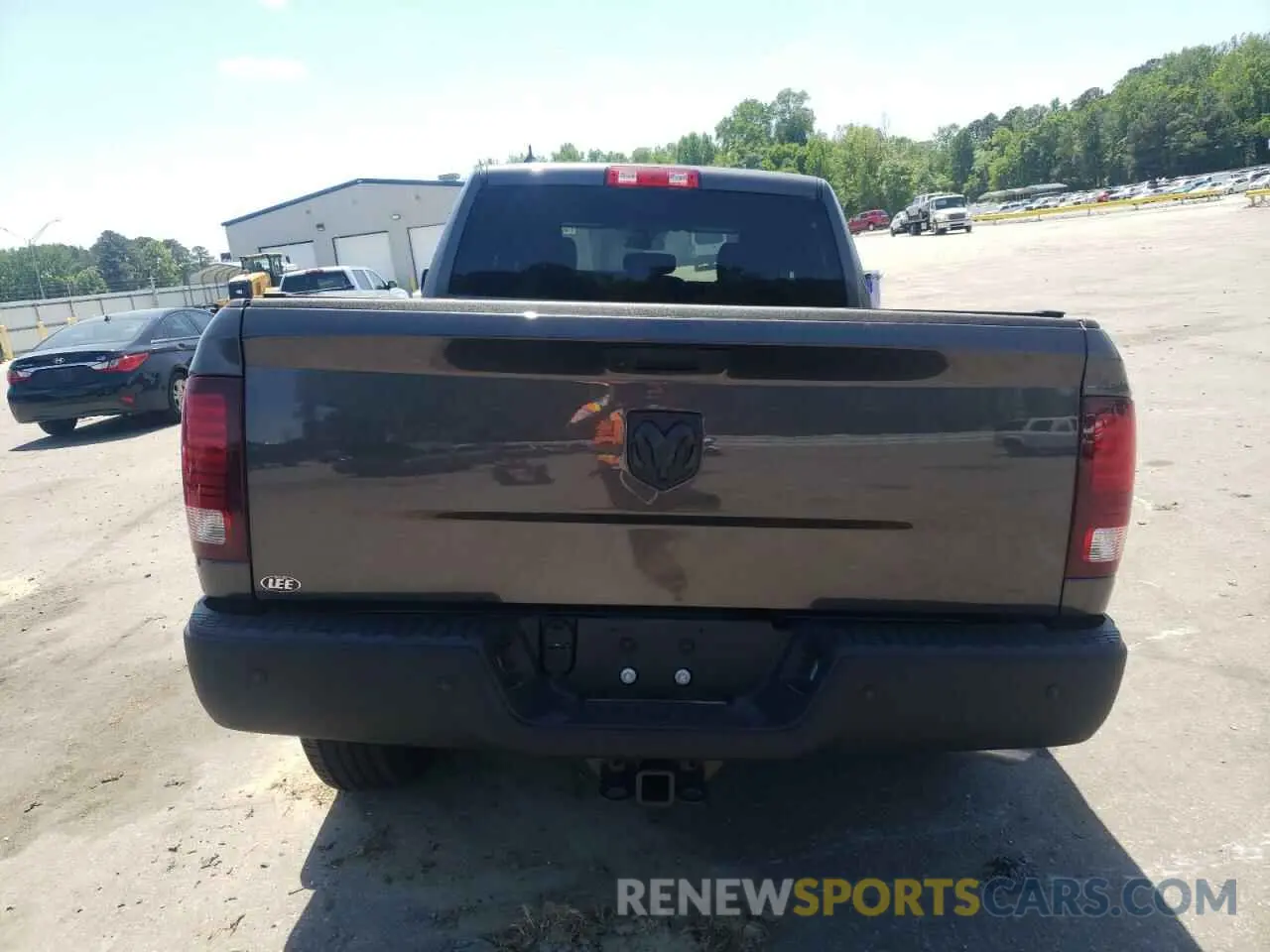 6 Photograph of a damaged car 1C6RR6GG4RS142931 RAM 1500 2024