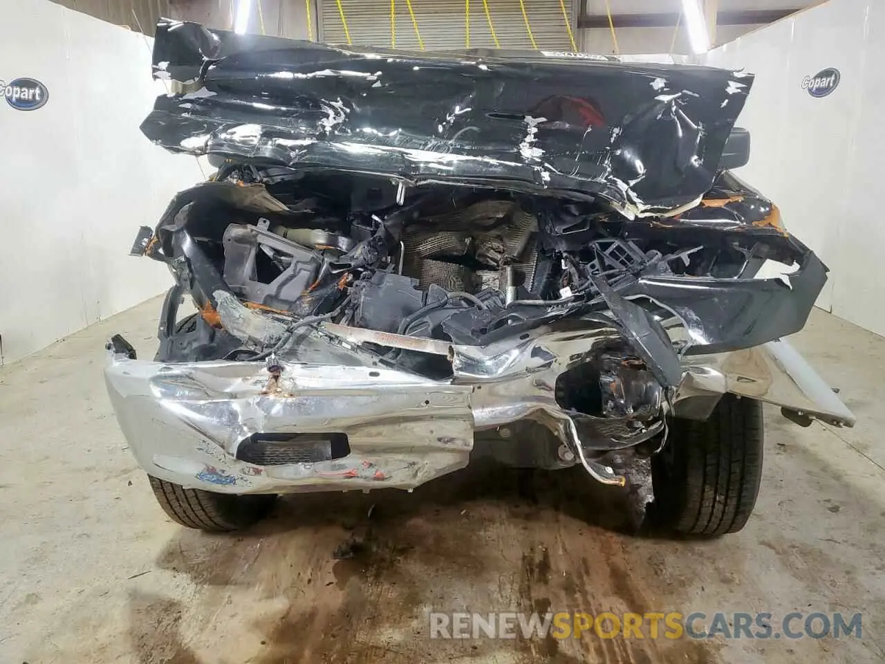 5 Photograph of a damaged car 1C6RR7GG8RS124812 RAM 1500 2024