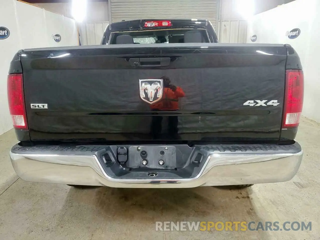 6 Photograph of a damaged car 1C6RR7GG8RS124812 RAM 1500 2024