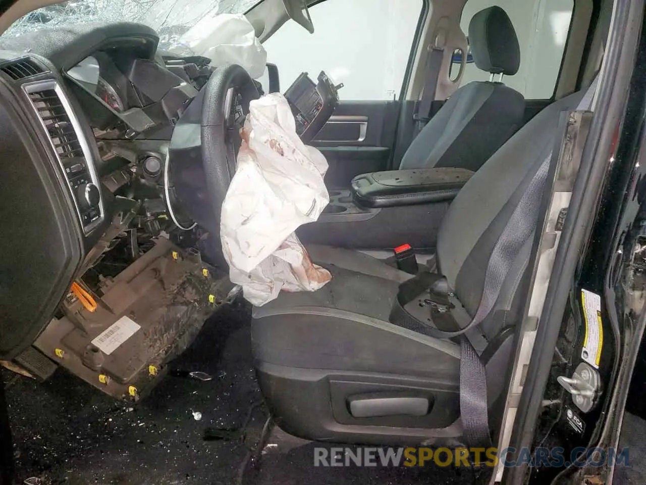 7 Photograph of a damaged car 1C6RR7GG8RS124812 RAM 1500 2024