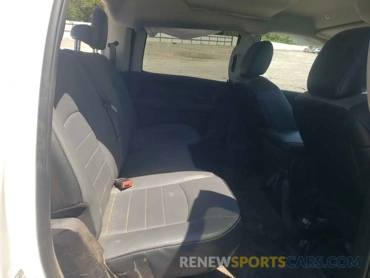 10 Photograph of a damaged car 1C6RR7ST2RS147412 RAM 1500 2024