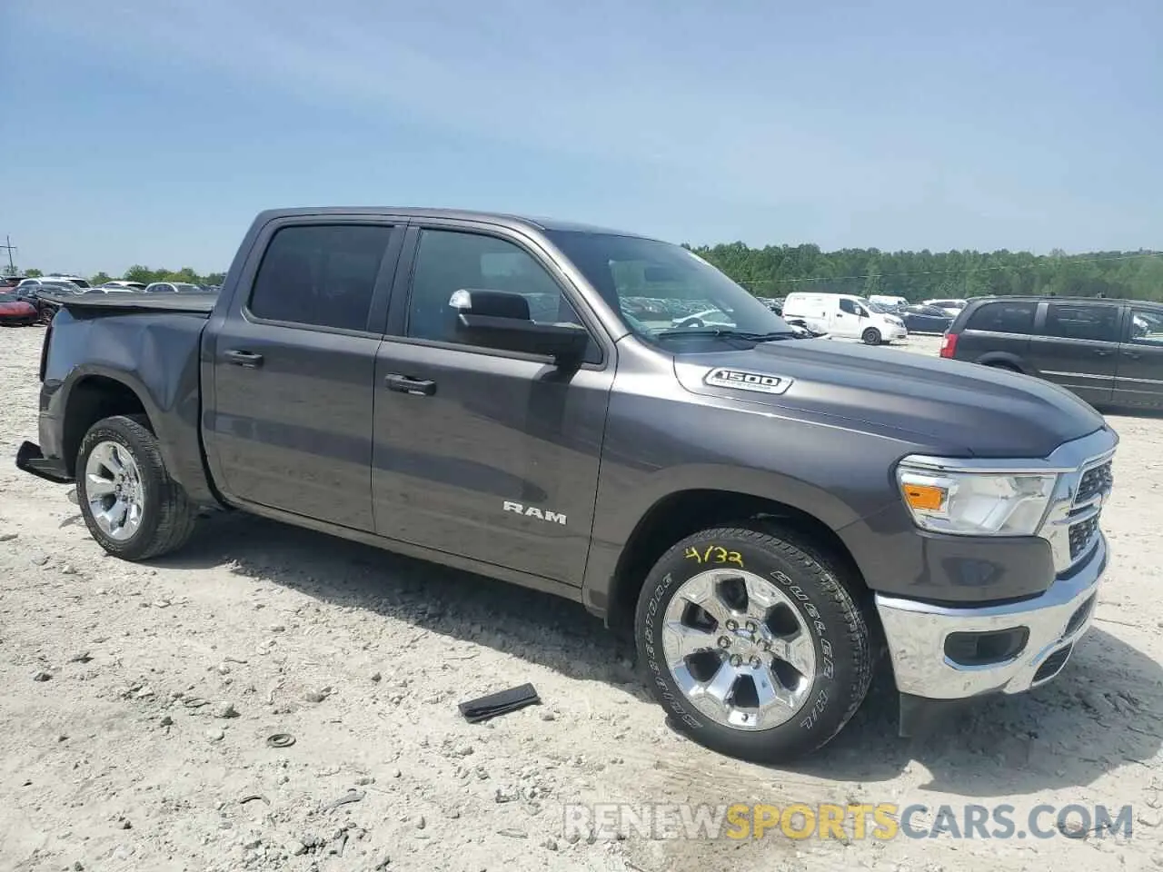 4 Photograph of a damaged car 1C6RREFT7RN111924 RAM 1500 2024