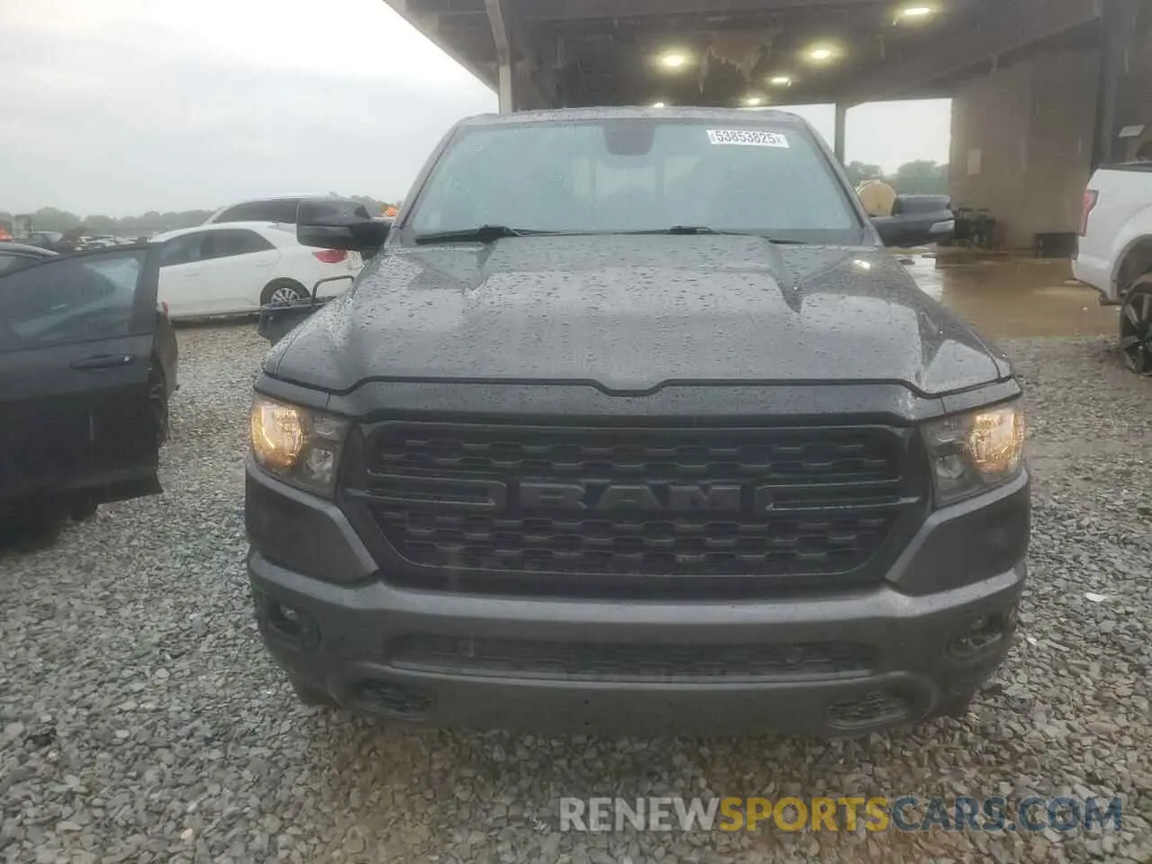 5 Photograph of a damaged car 1C6RREFTXRN151995 RAM 1500 2024