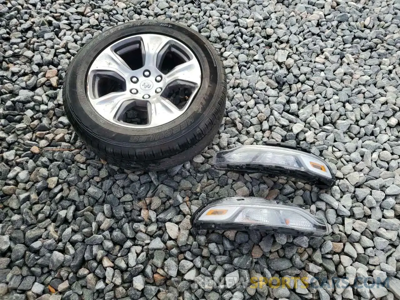 12 Photograph of a damaged car 1C6RREJT1RN219592 RAM 1500 2024