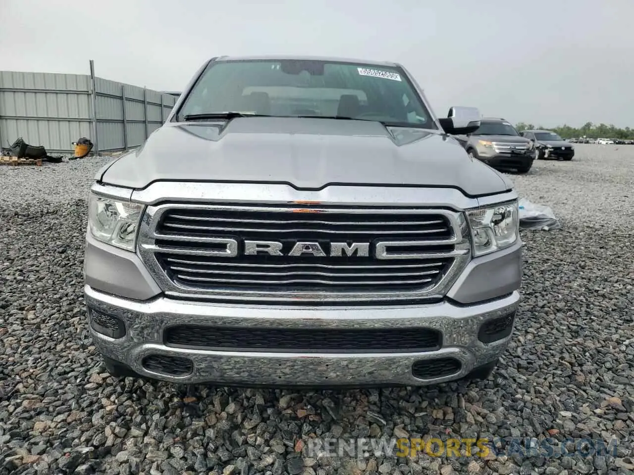 5 Photograph of a damaged car 1C6RREJT1RN219592 RAM 1500 2024