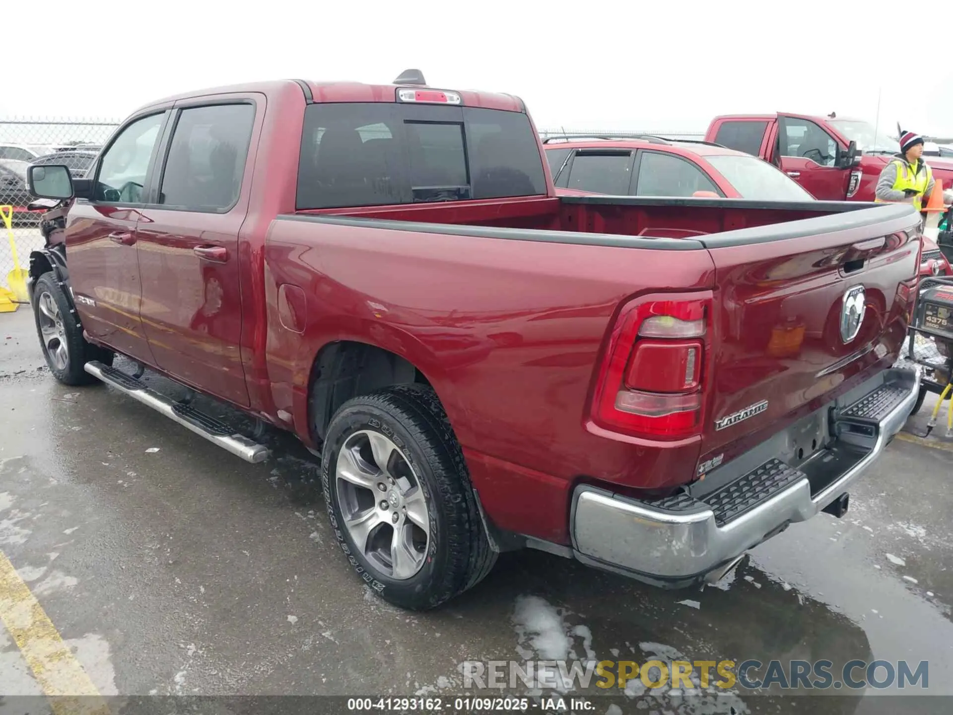 3 Photograph of a damaged car 1C6RREJT3RN214507 RAM 1500 2024