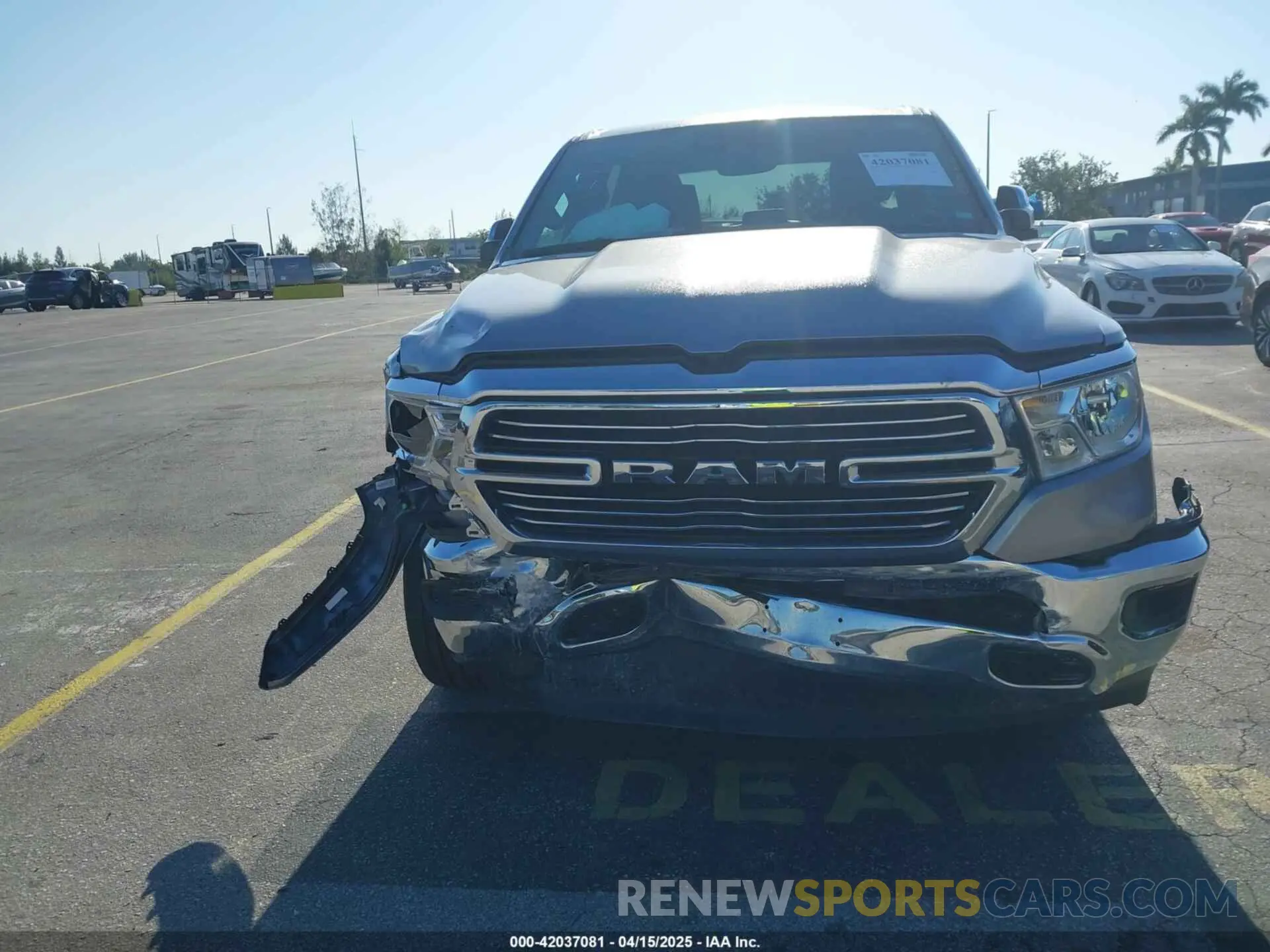 6 Photograph of a damaged car 1C6RREJT3RN220873 RAM 1500 2024