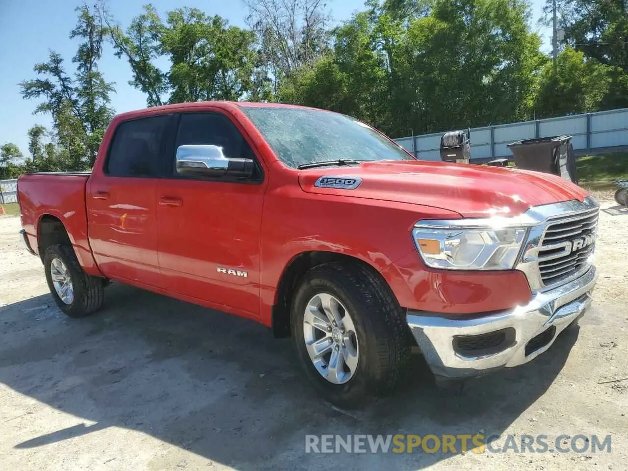 4 Photograph of a damaged car 1C6RREJT5RN219367 RAM 1500 2024