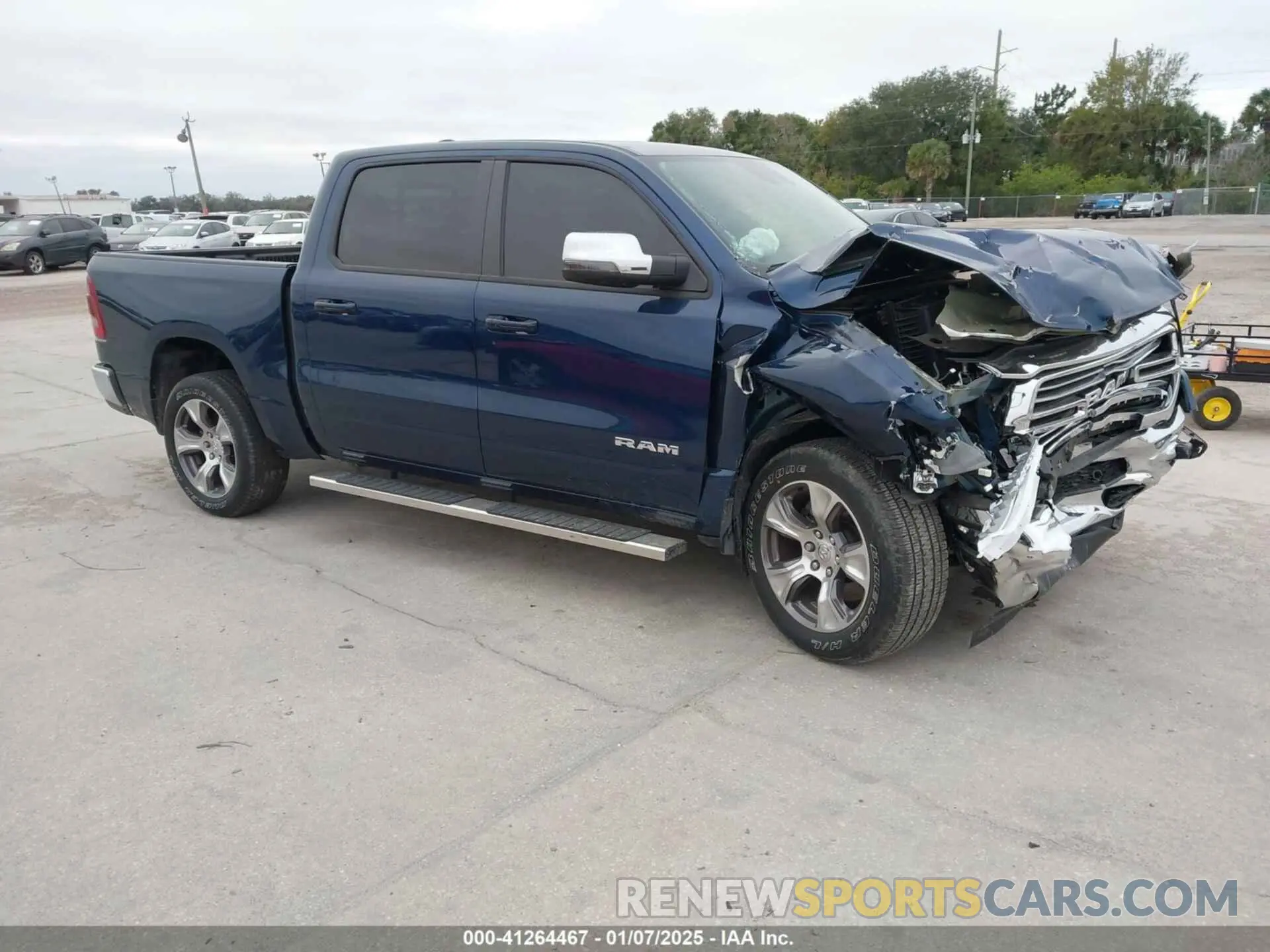 1 Photograph of a damaged car 1C6RREJT7RN122591 RAM 1500 2024