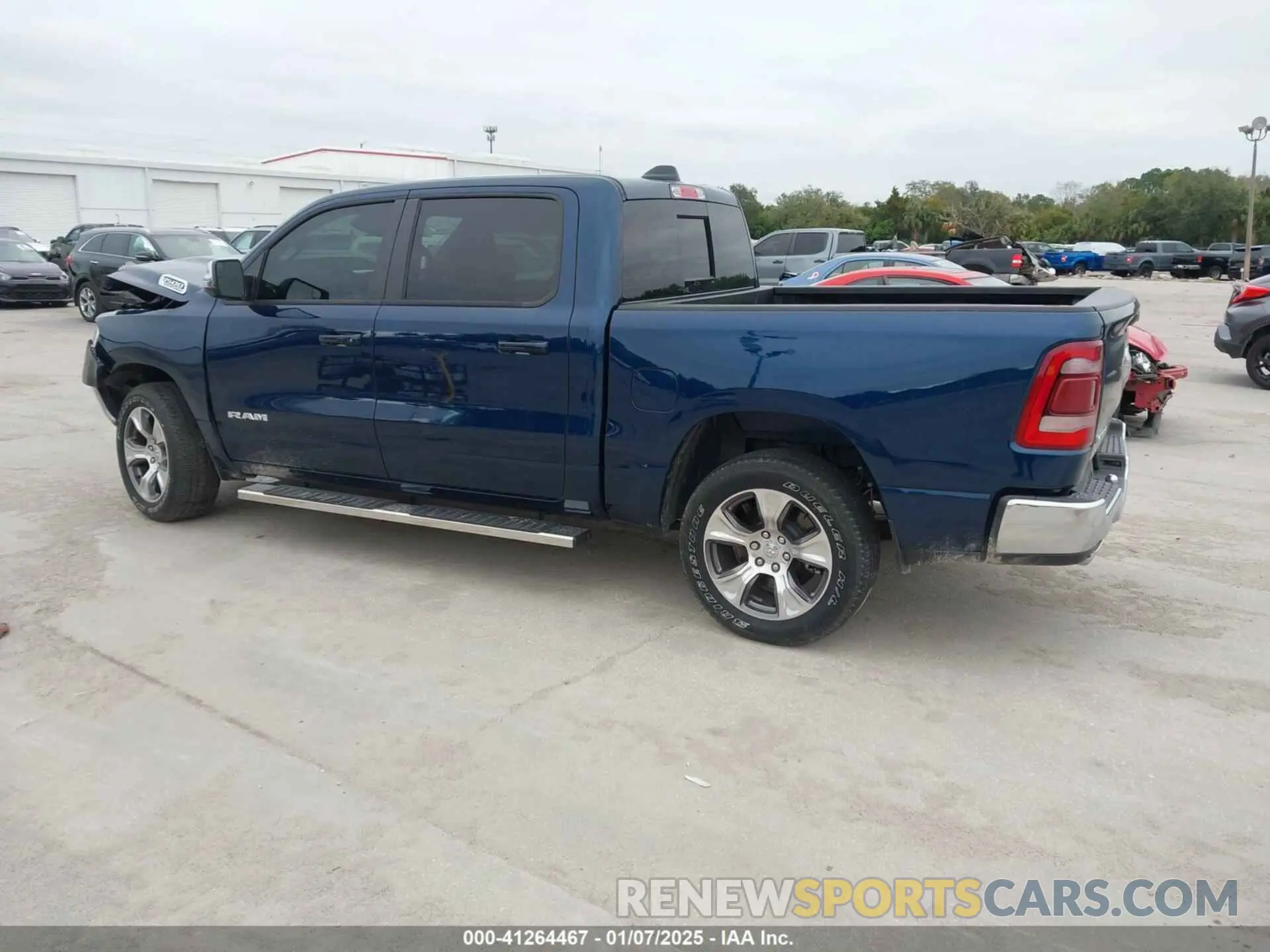 3 Photograph of a damaged car 1C6RREJT7RN122591 RAM 1500 2024
