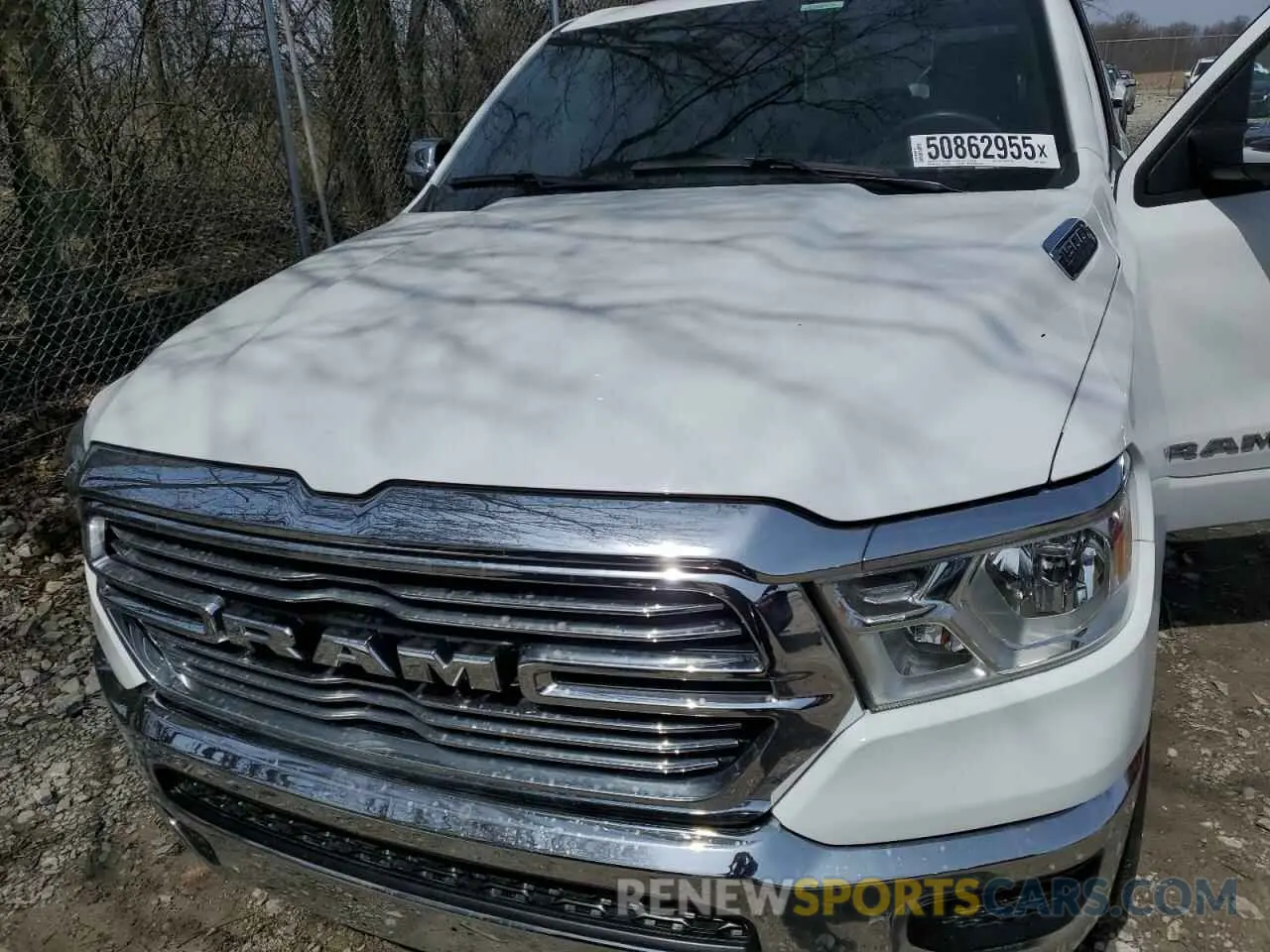 11 Photograph of a damaged car 1C6RREJT8RN205396 RAM 1500 2024