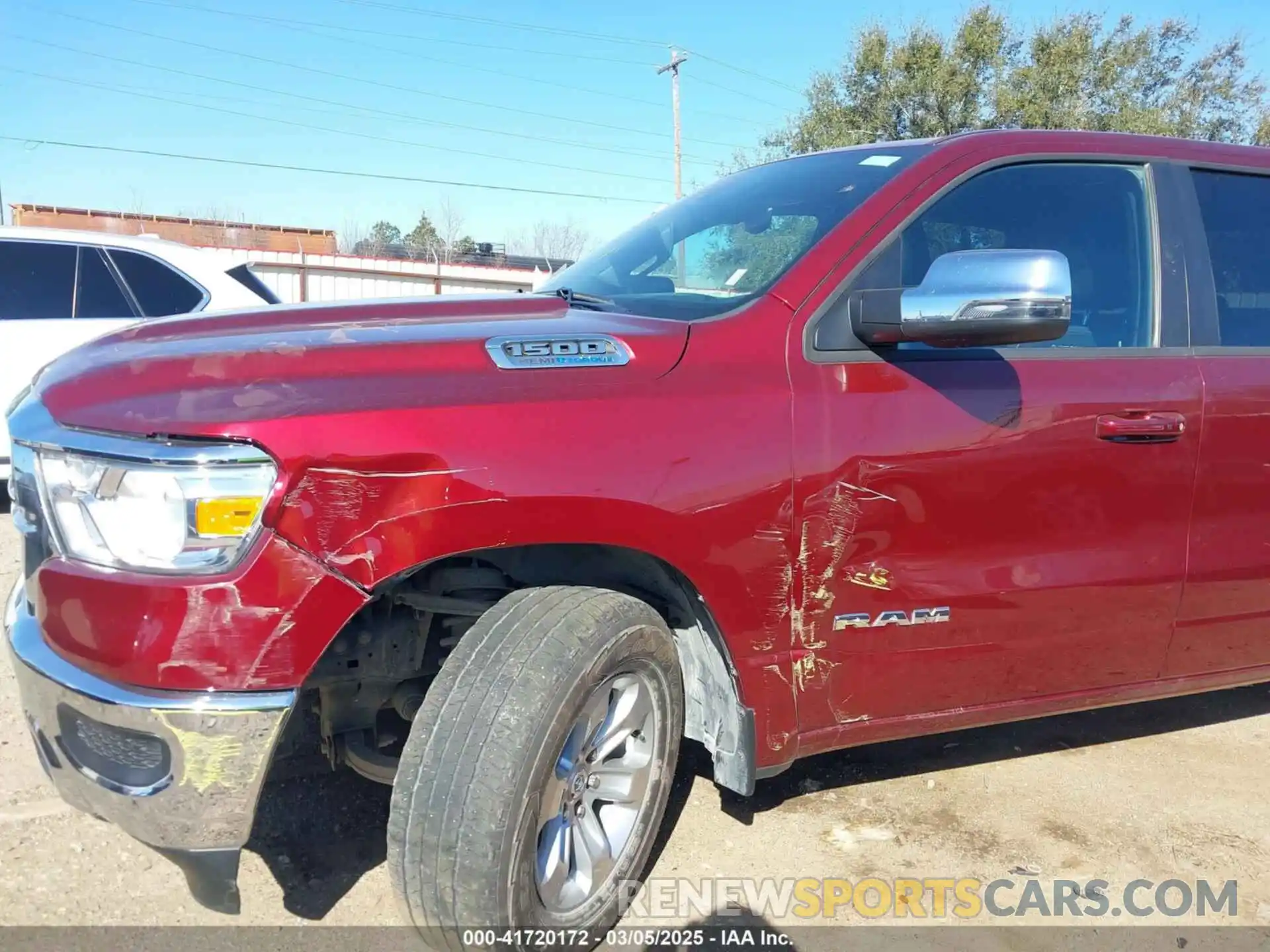 6 Photograph of a damaged car 1C6RREJT8RN220786 RAM 1500 2024