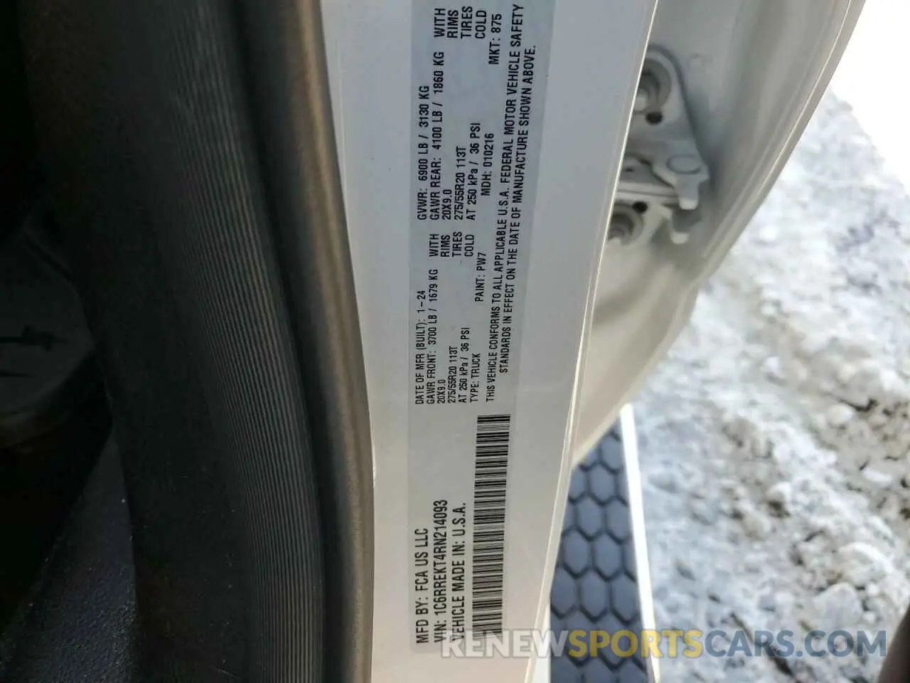 12 Photograph of a damaged car 1C6RREKT4RN214093 RAM 1500 2024