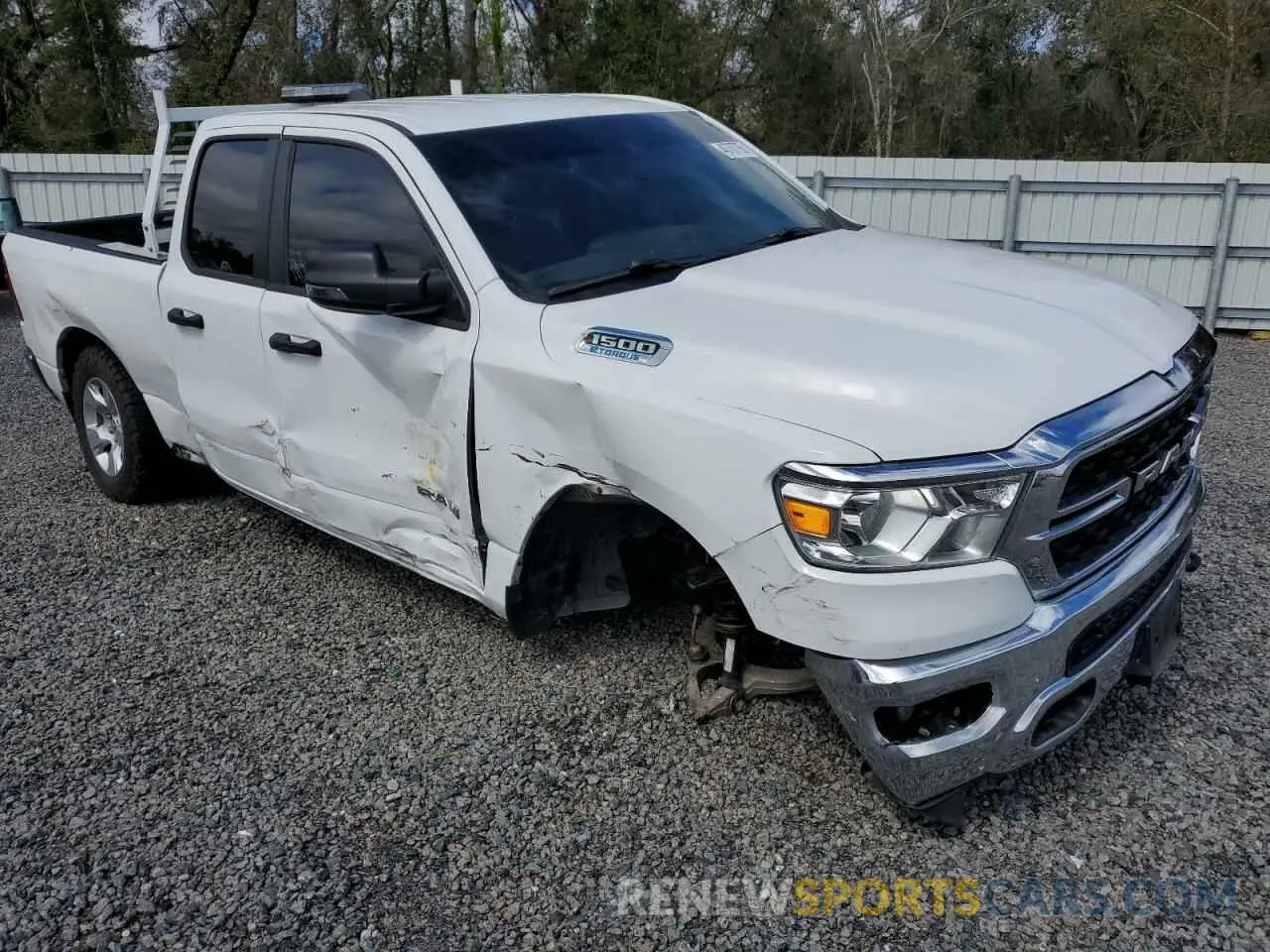 4 Photograph of a damaged car 1C6RRFBG6RN136764 RAM 1500 2024