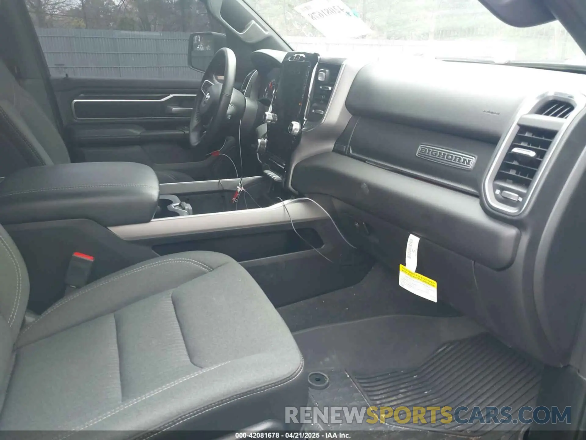 5 Photograph of a damaged car 1C6RRFFG2RN201958 RAM 1500 2024