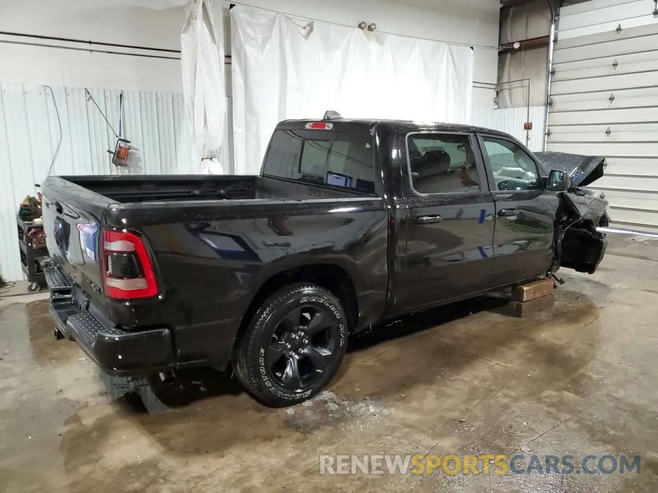 3 Photograph of a damaged car 1C6RRFGG2RN202882 RAM 1500 2024