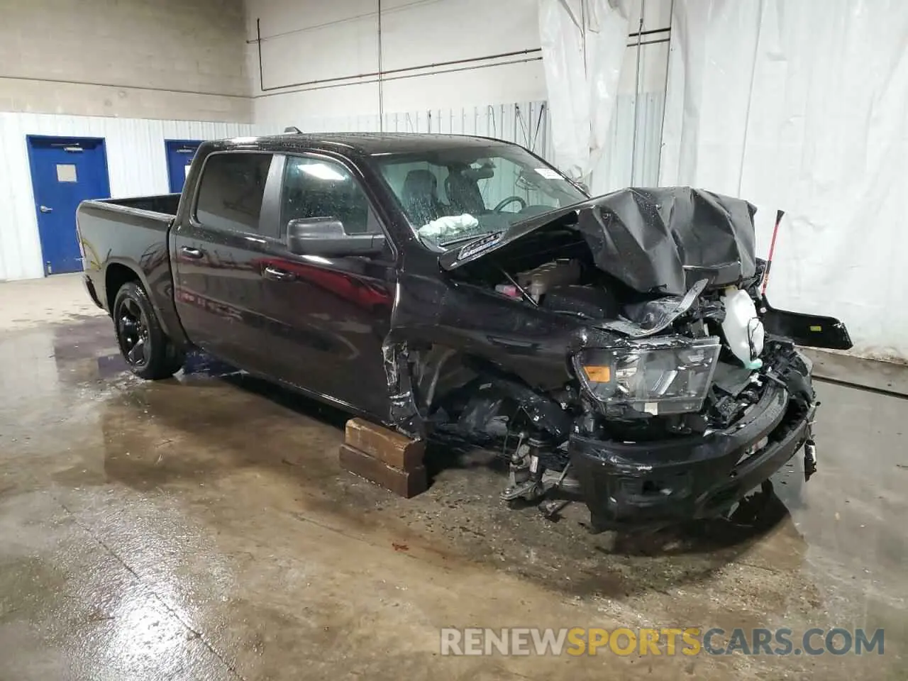 4 Photograph of a damaged car 1C6RRFGG2RN202882 RAM 1500 2024