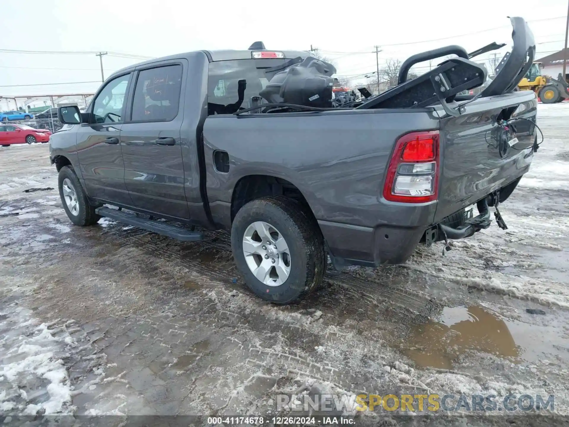 3 Photograph of a damaged car 1C6RRFGG9RN185594 RAM 1500 2024