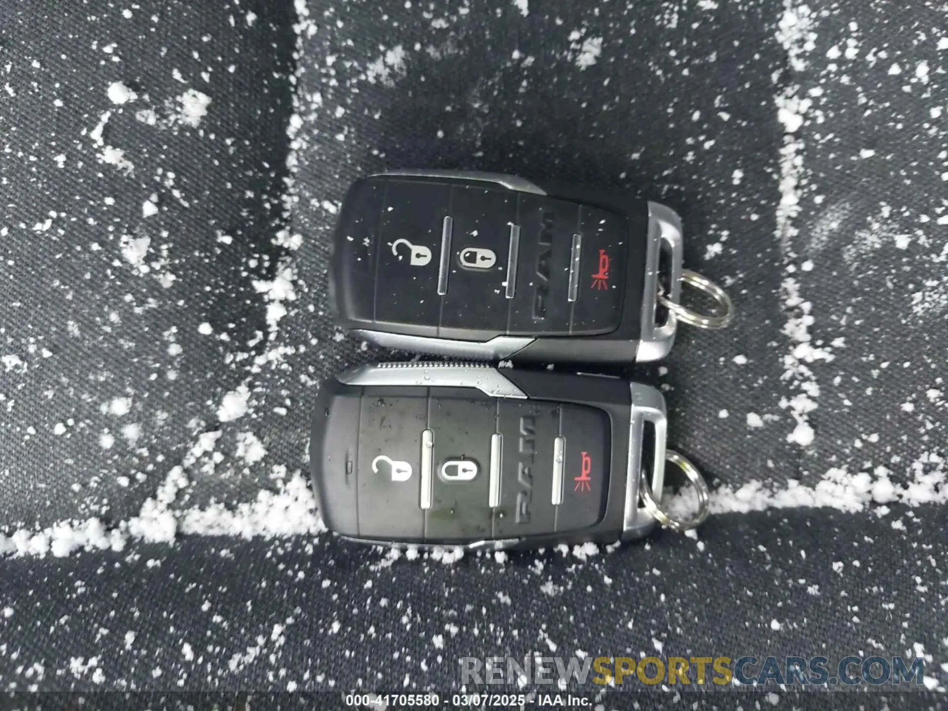 11 Photograph of a damaged car 1C6RRFGG9RN208985 RAM 1500 2024