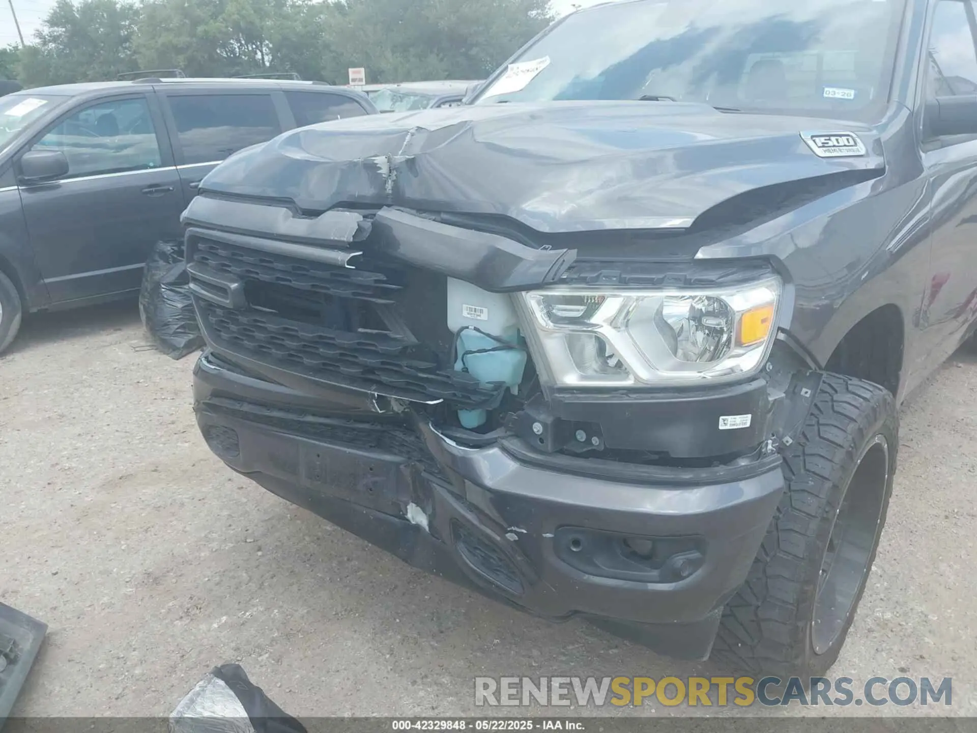 6 Photograph of a damaged car 1C6SRFFT5RN184572 RAM 1500 2024