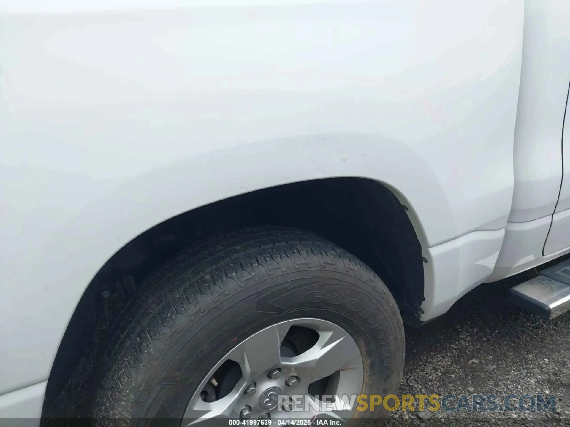 12 Photograph of a damaged car 1C6SRFFT6RN115065 RAM 1500 2024