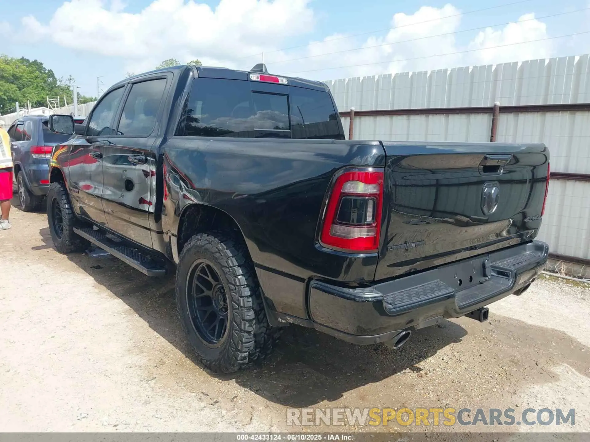 3 Photograph of a damaged car 1C6SRFFT7RN206975 RAM 1500 2024