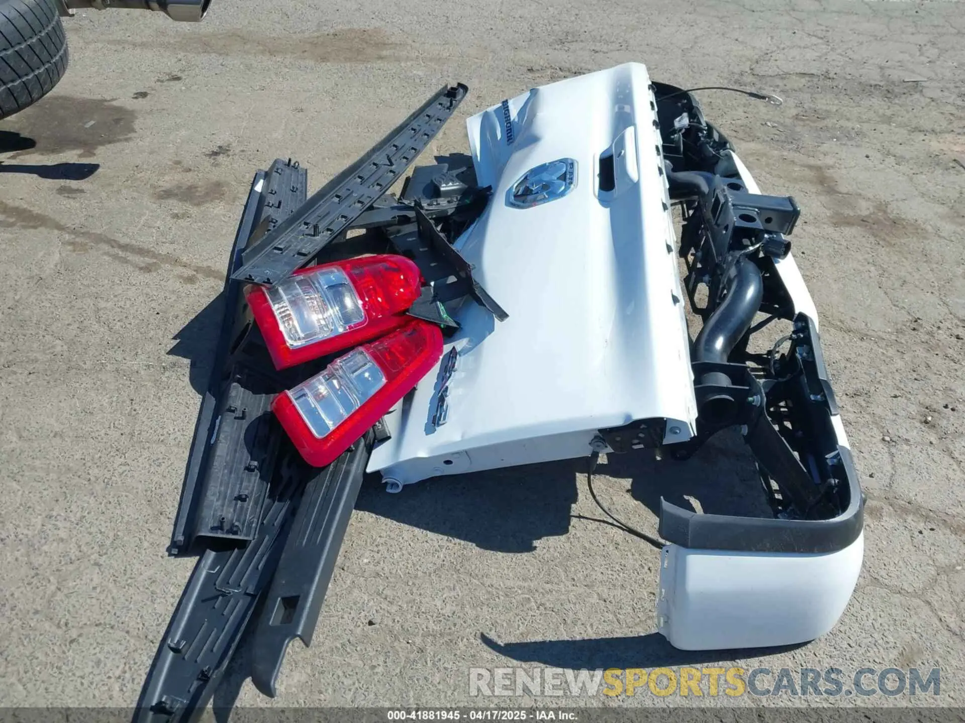 12 Photograph of a damaged car 1C6SRFFT8RN107517 RAM 1500 2024