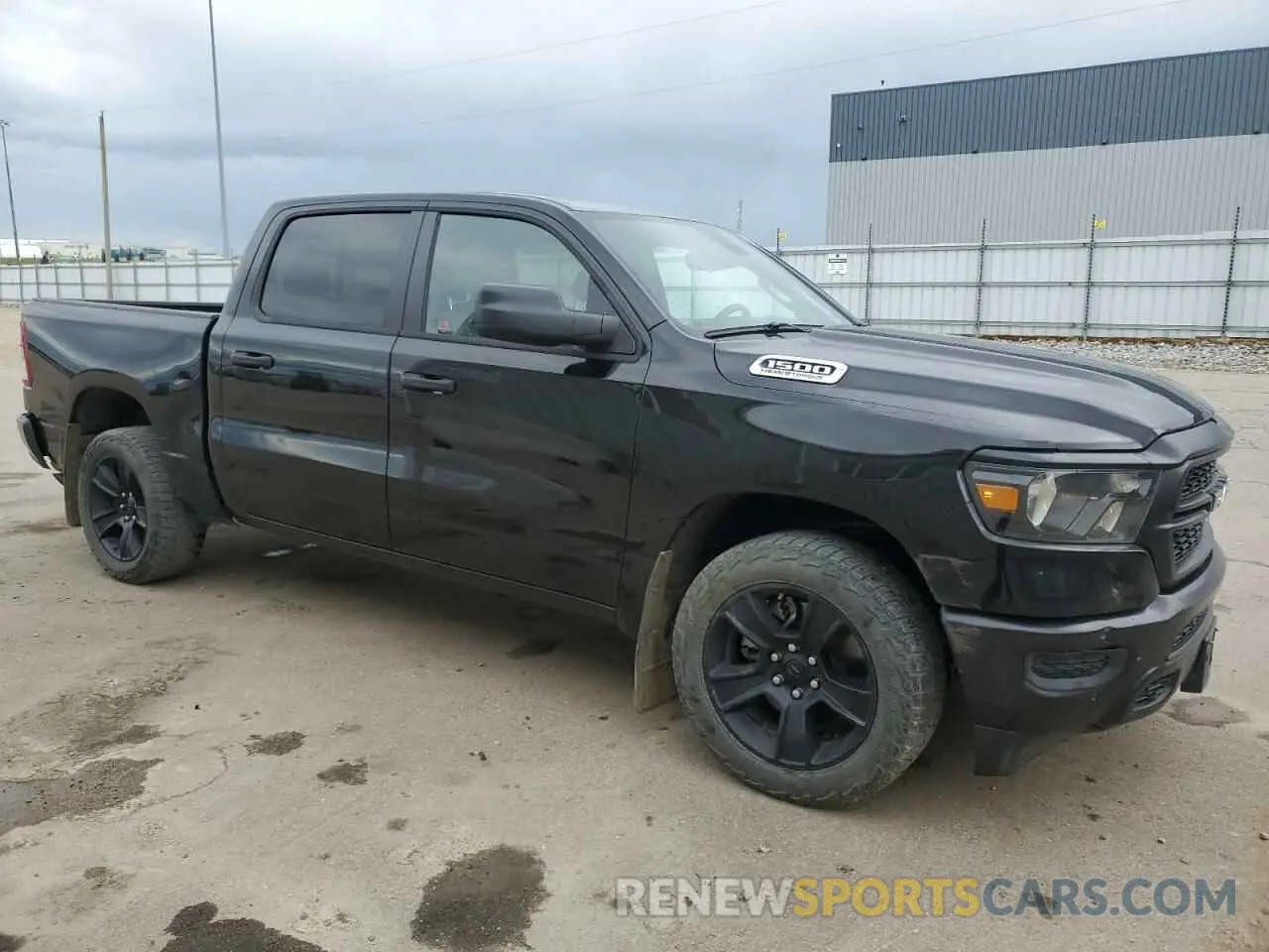 4 Photograph of a damaged car 1C6SRFGT8RN212220 RAM 1500 2024