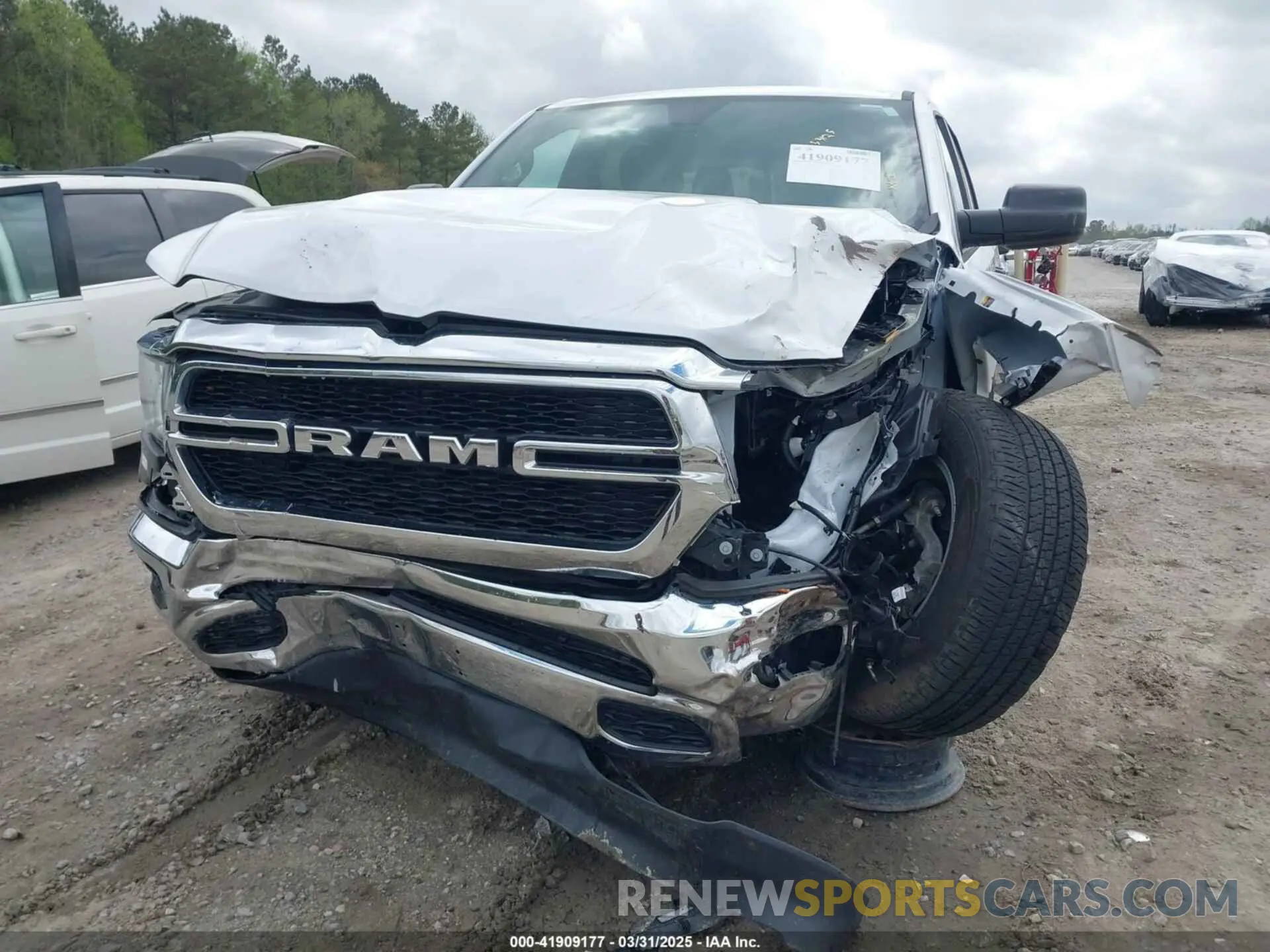 6 Photograph of a damaged car 1C6SRFGTXRN173260 RAM 1500 2024