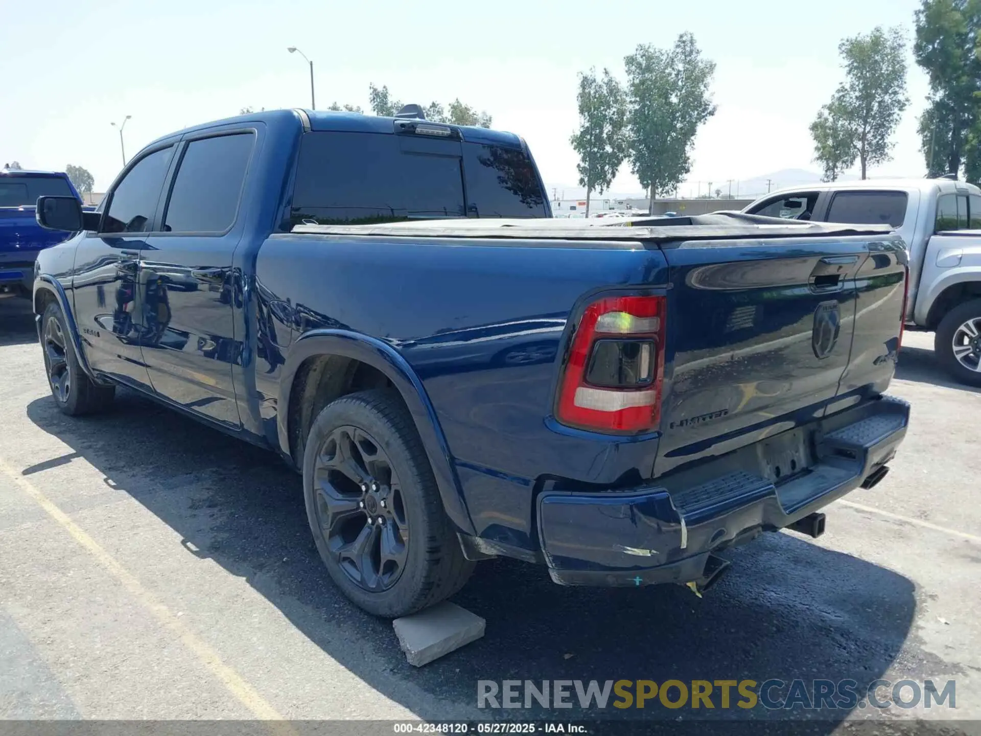 3 Photograph of a damaged car 1C6SRFHT0RN162816 RAM 1500 2024