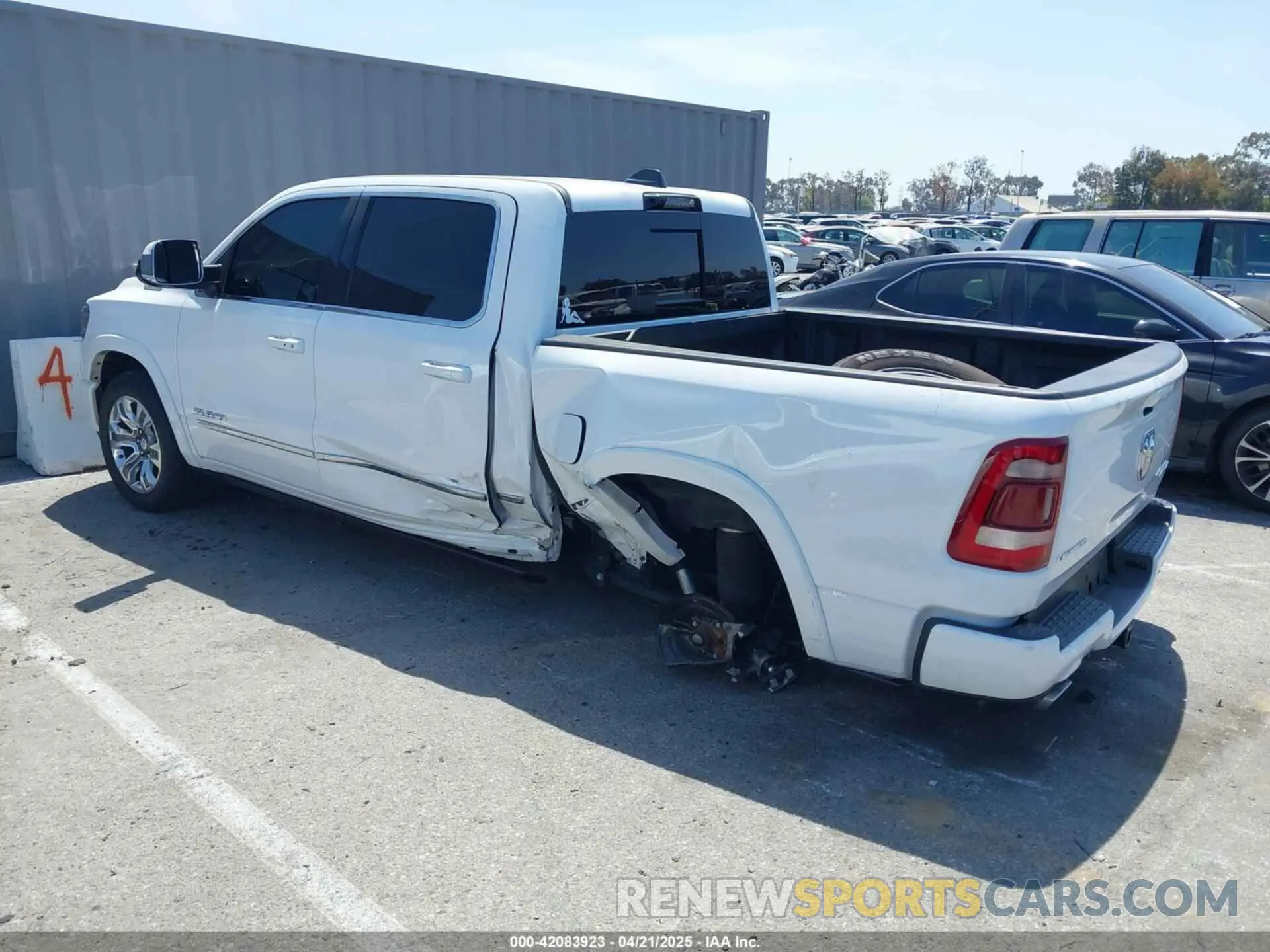 3 Photograph of a damaged car 1C6SRFHT1RN209318 RAM 1500 2024