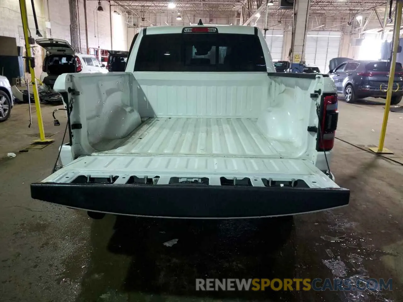 6 Photograph of a damaged car 1C6SRFJT0RN121404 RAM 1500 2024