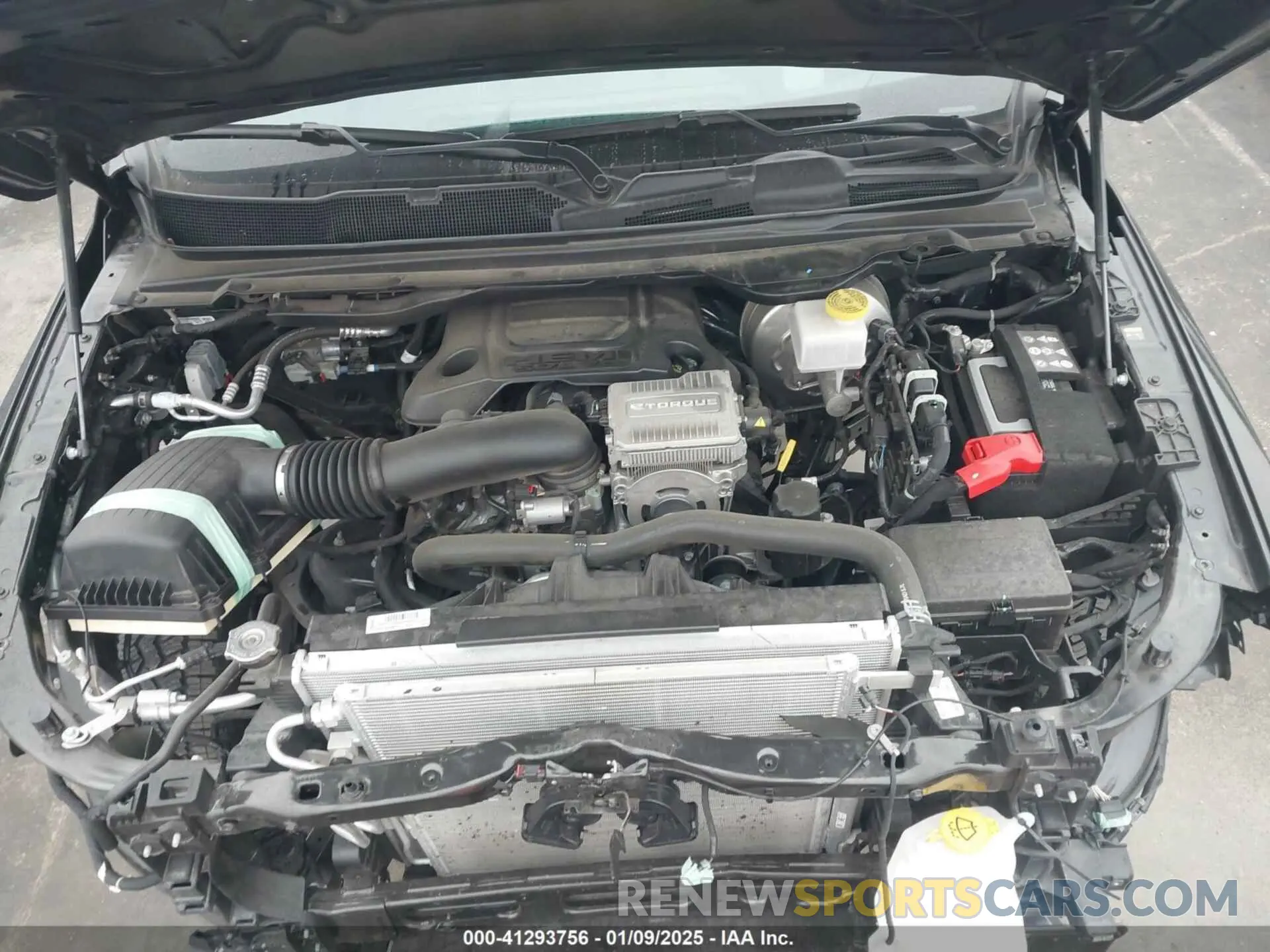 10 Photograph of a damaged car 1C6SRFJT2RN172032 RAM 1500 2024