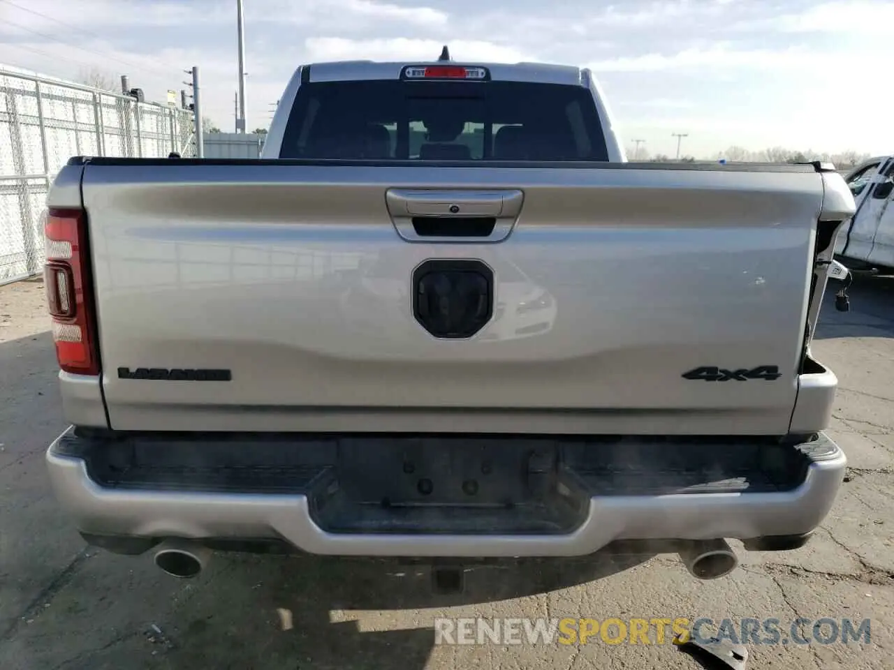 6 Photograph of a damaged car 1C6SRFJT3RN110459 RAM 1500 2024
