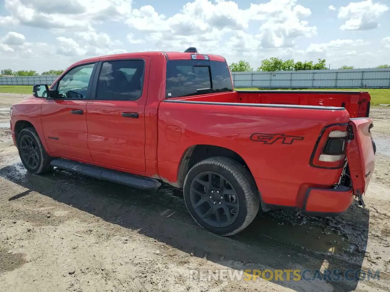 2 Photograph of a damaged car 1C6SRFJT4RN191438 RAM 1500 2024