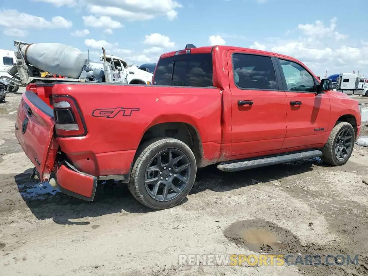 3 Photograph of a damaged car 1C6SRFJT4RN191438 RAM 1500 2024