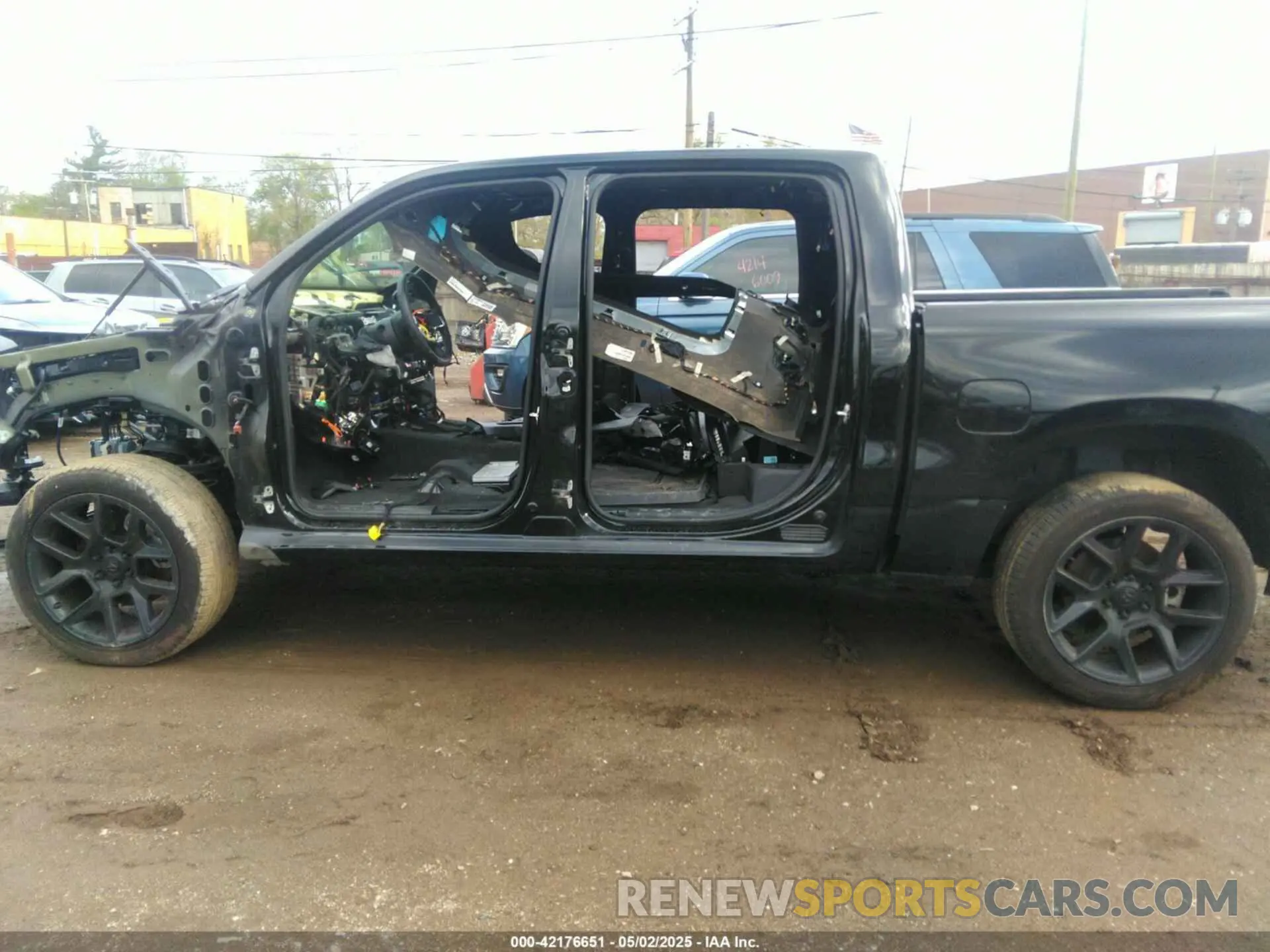 13 Photograph of a damaged car 1C6SRFJT6RN192736 RAM 1500 2024