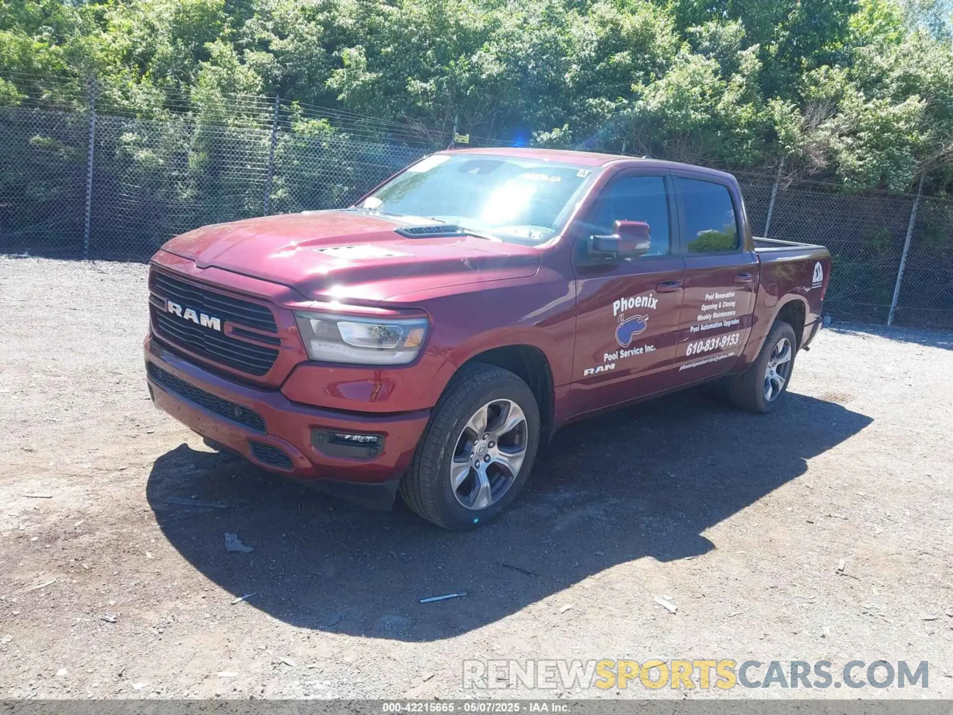 2 Photograph of a damaged car 1C6SRFJT7RN165612 RAM 1500 2024