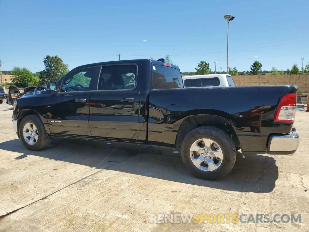 2 Photograph of a damaged car 1C6SRFMT4RN170133 RAM 1500 2024